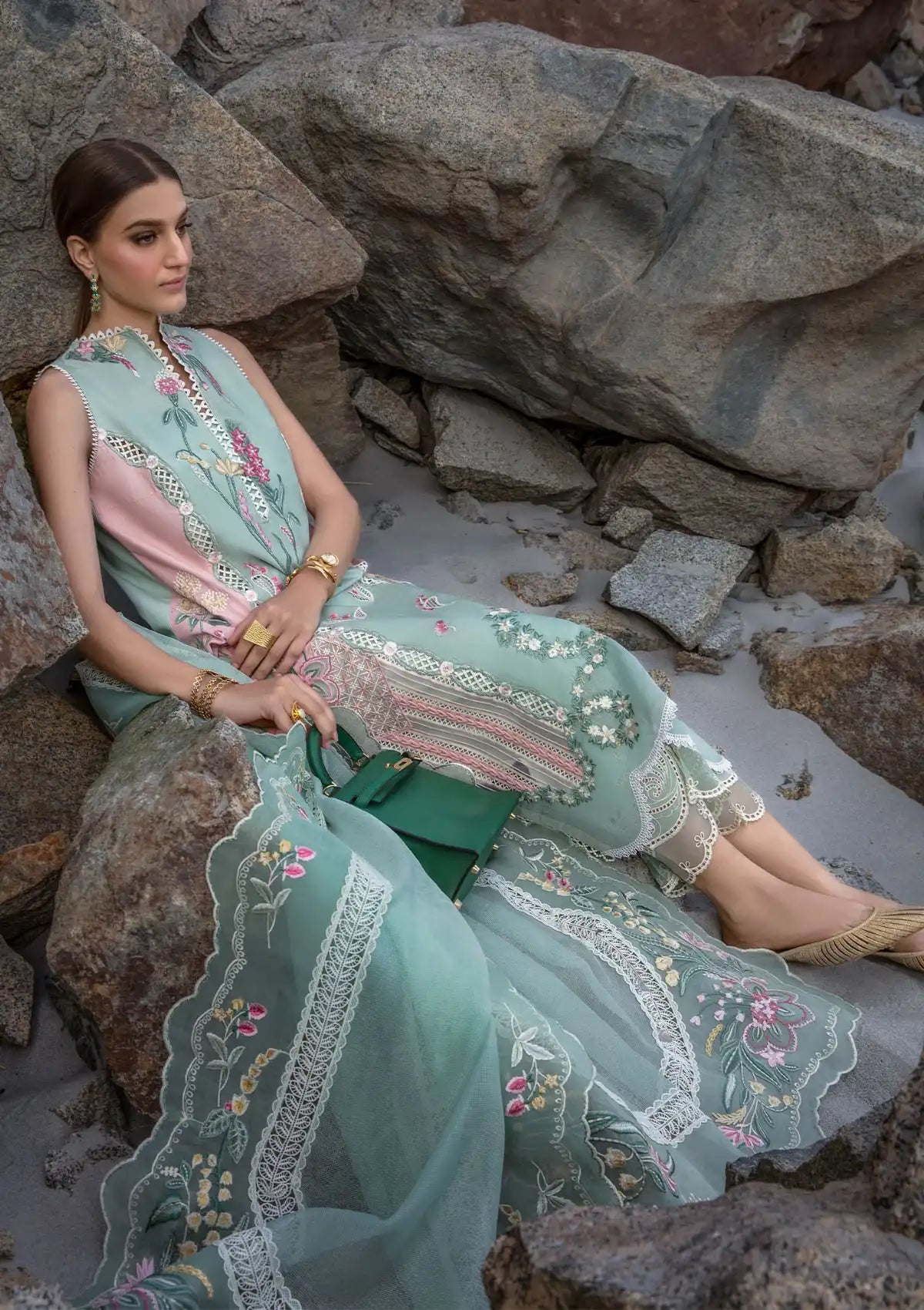 Crimson Luxury Lawn'24 D-06A-Sun Kissed-Sea Foam