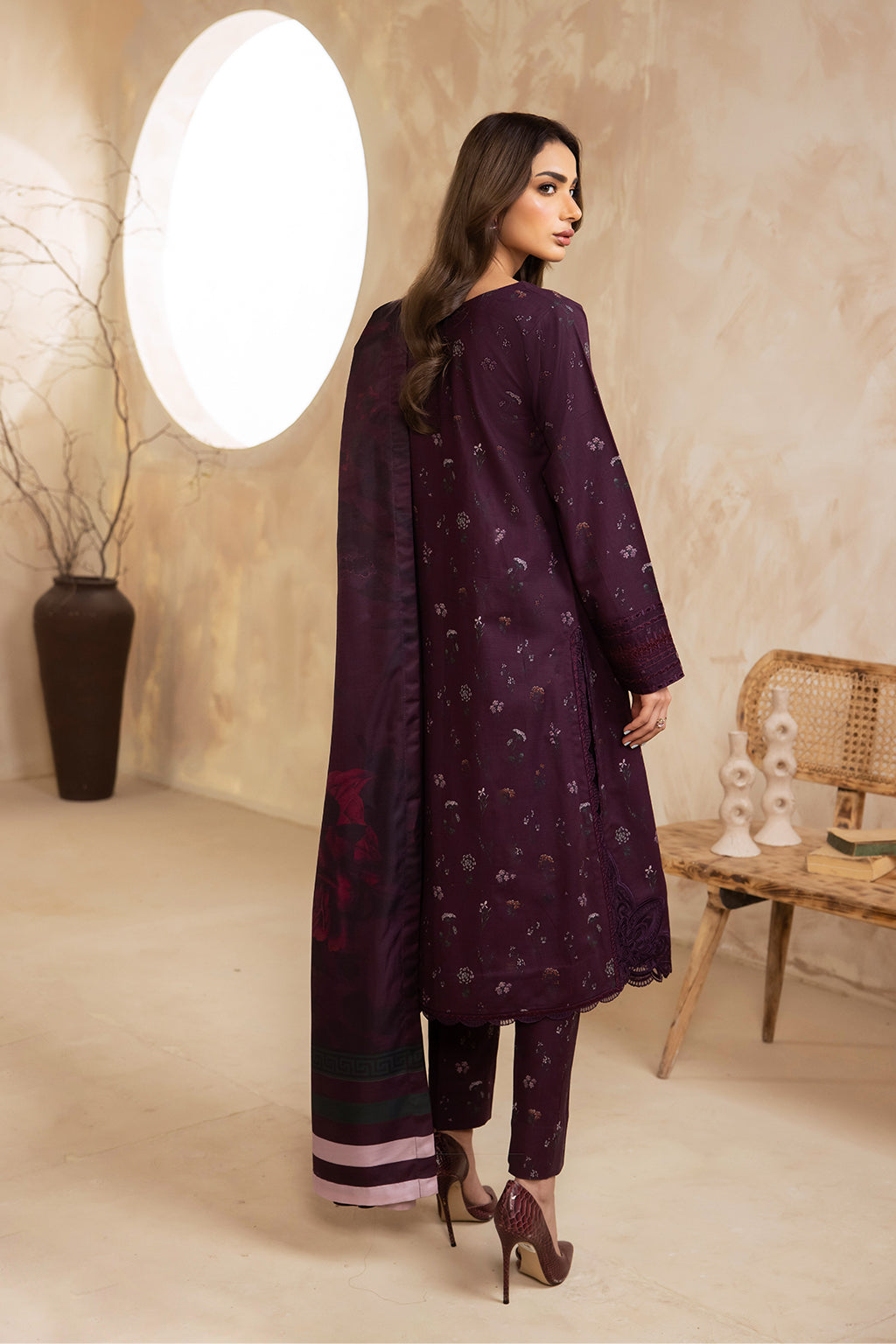 Iznik Winter'23 Unstitched ILW-12 Inkling
