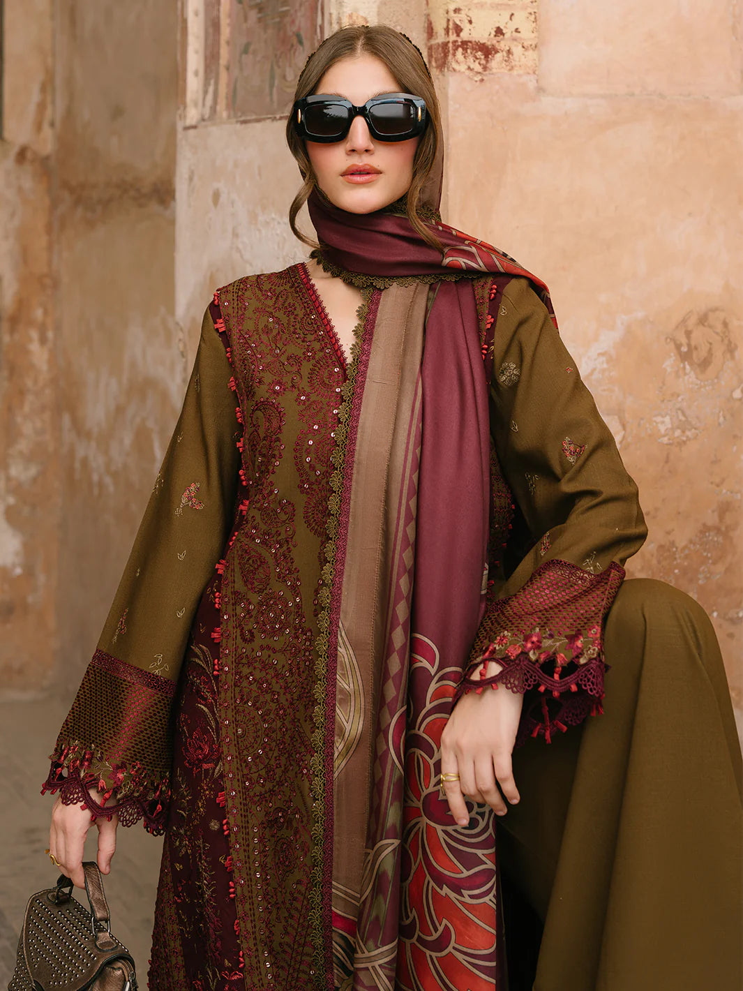 BIN ILYAS GULABI BAAGH 156 A | 3 PC Karandi