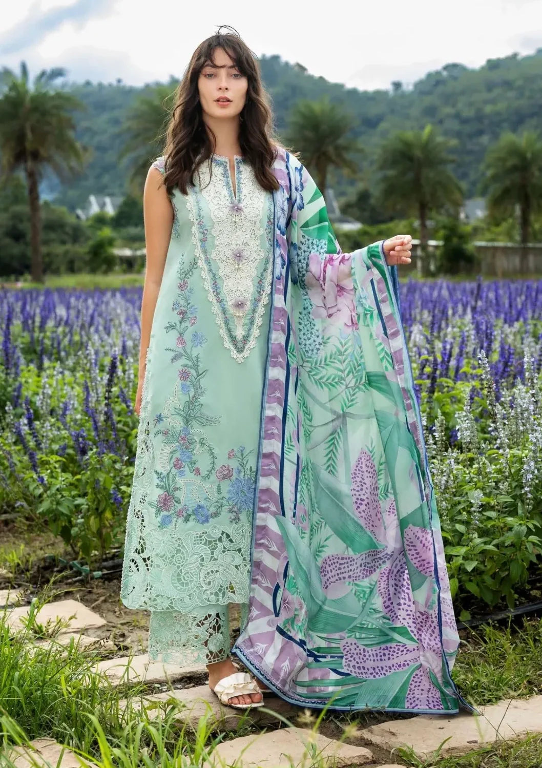 Mushq Secret Garden Hemline'26 D-17B Hummingbird Haven