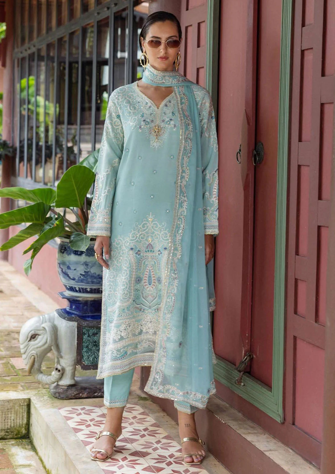 Mushq Nuvera Raw Silk'25 D-06 Freyelle