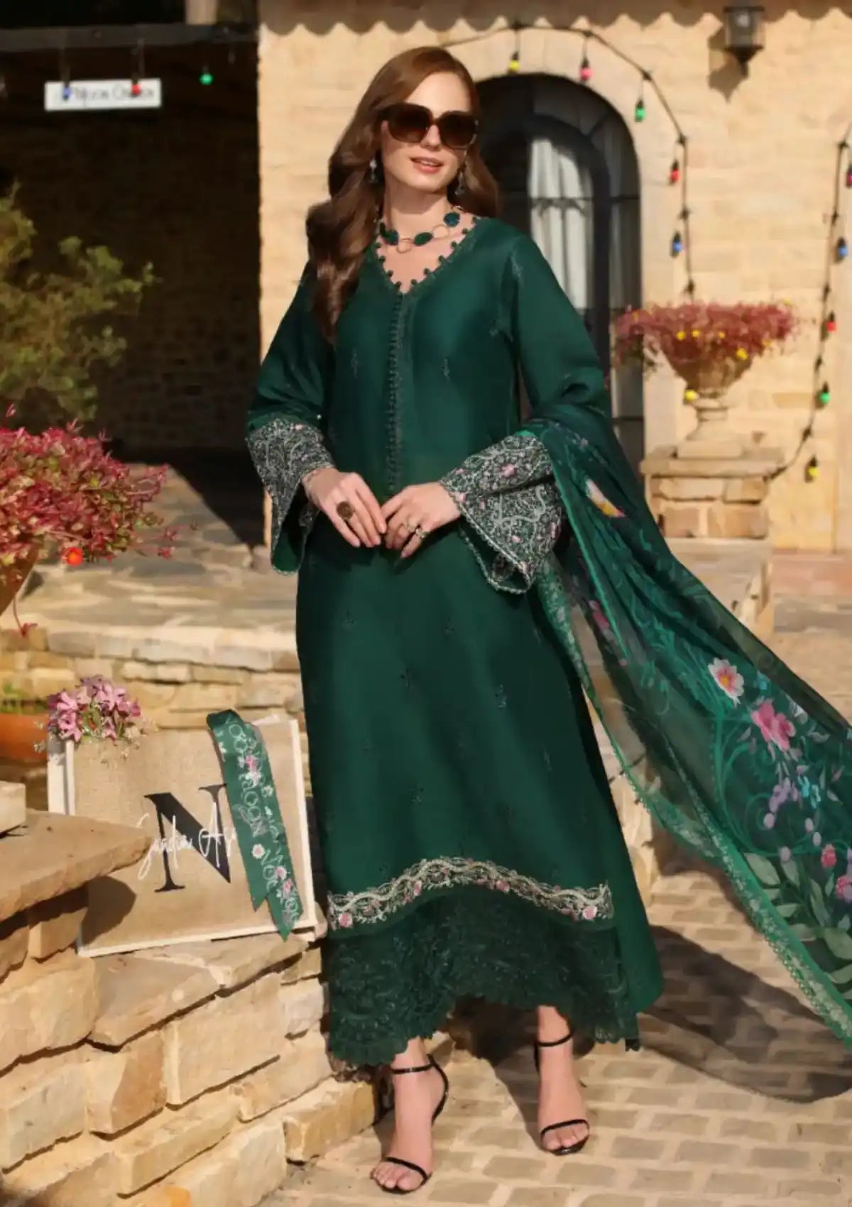 Noor By Saadia Asad Luxe Chikankari'25 D-1A