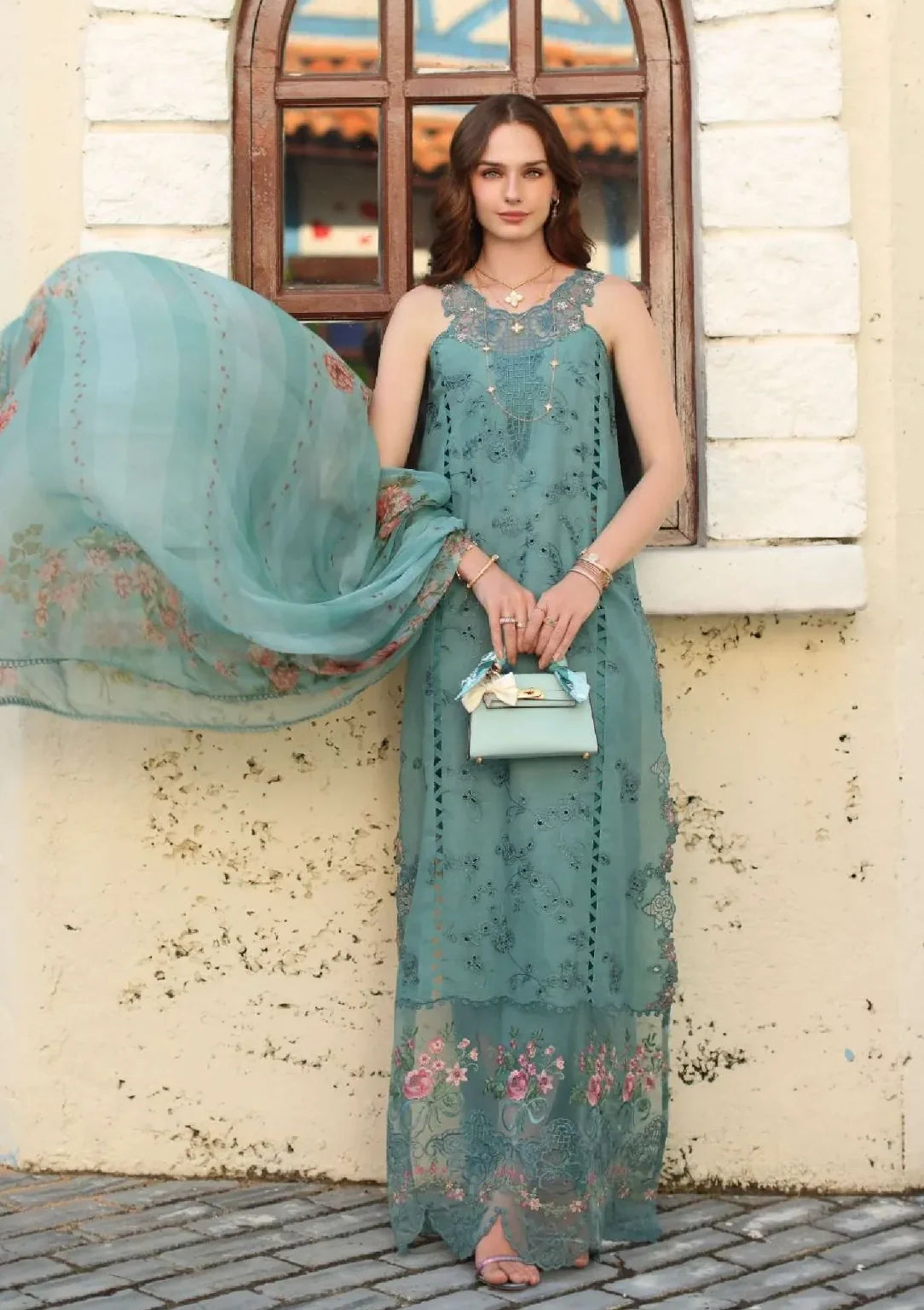 Noor By Saadia Asad Luxe Chikankari'26 D-5B