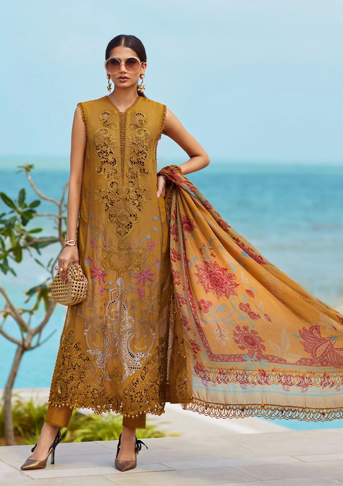 Maria B Luxury Lawn'25 Eid 2 D-06