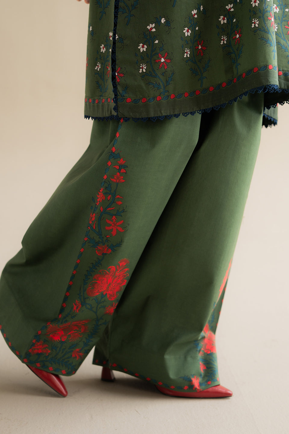 Cocobyzarashahjahan
Tinsa-3A