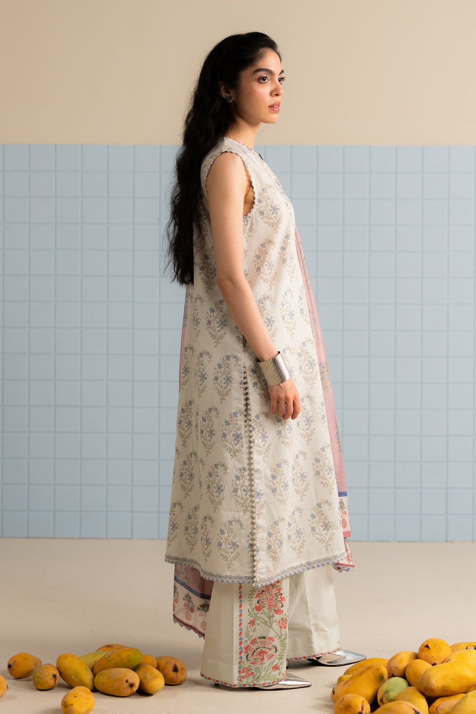 Cocobyzarashahjahan
Tinsa-3B