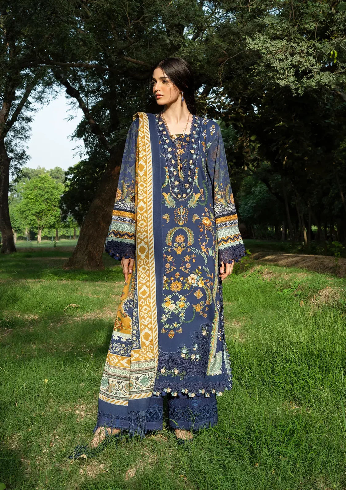 Elaf Wilderness Pashmina Shawl Edit'26 EWR-3A BLUES