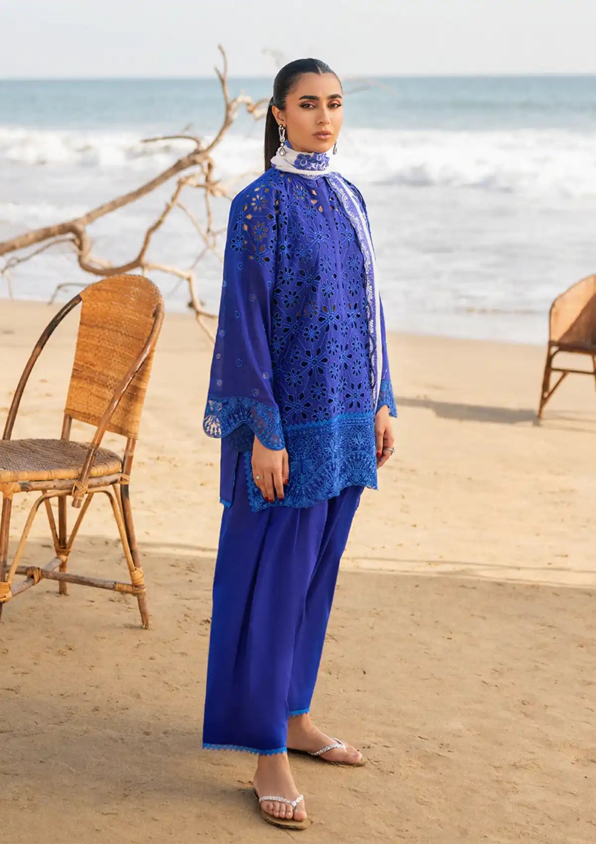 Zainab Chottani Luxury Chikankari'24 D-07A Motia