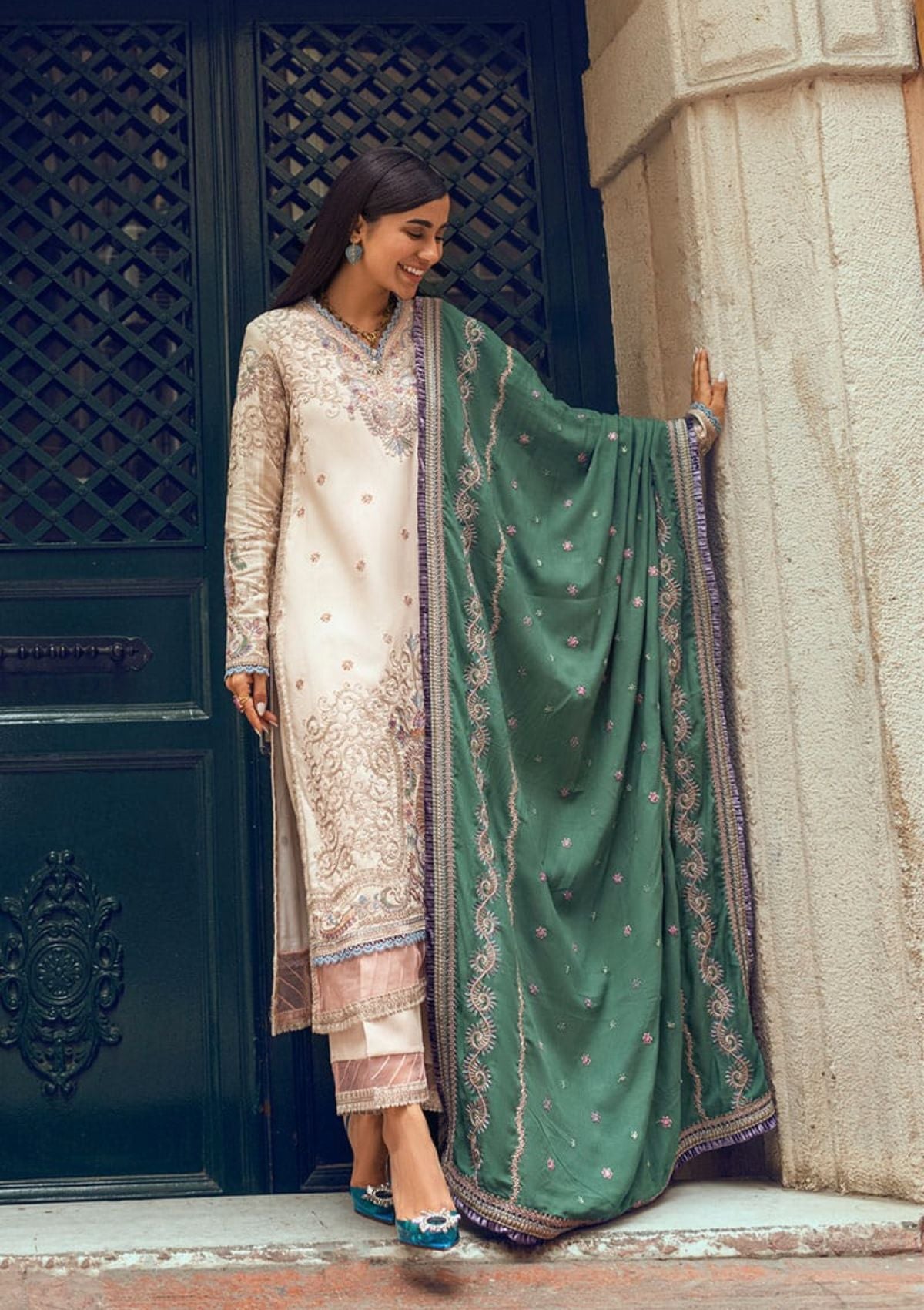 Mushq Broadway Returns Winter'22 MW-08
