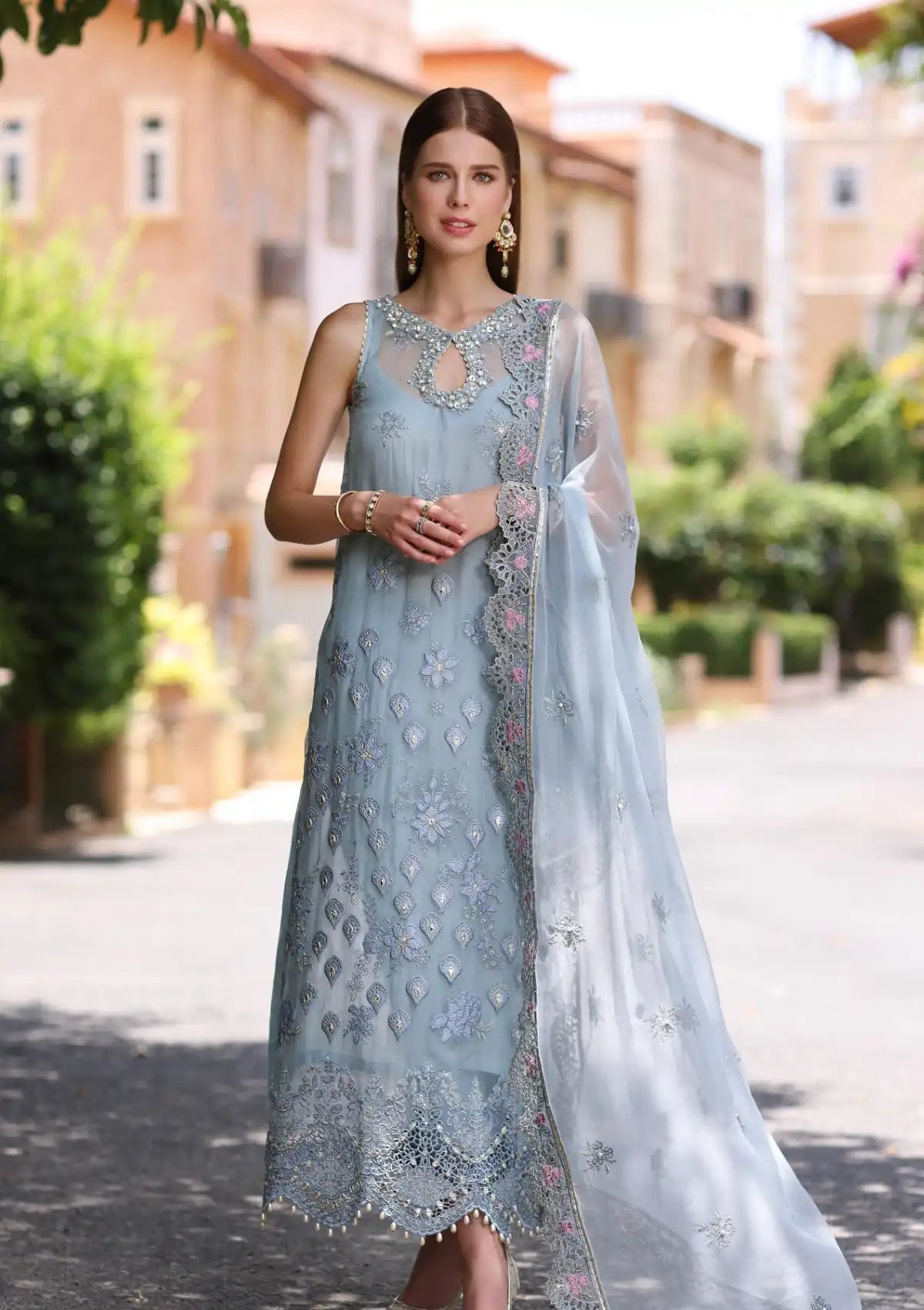 Noor by Saadia Asad Laserkari Chiffon'23 D-01 (LAIRA)