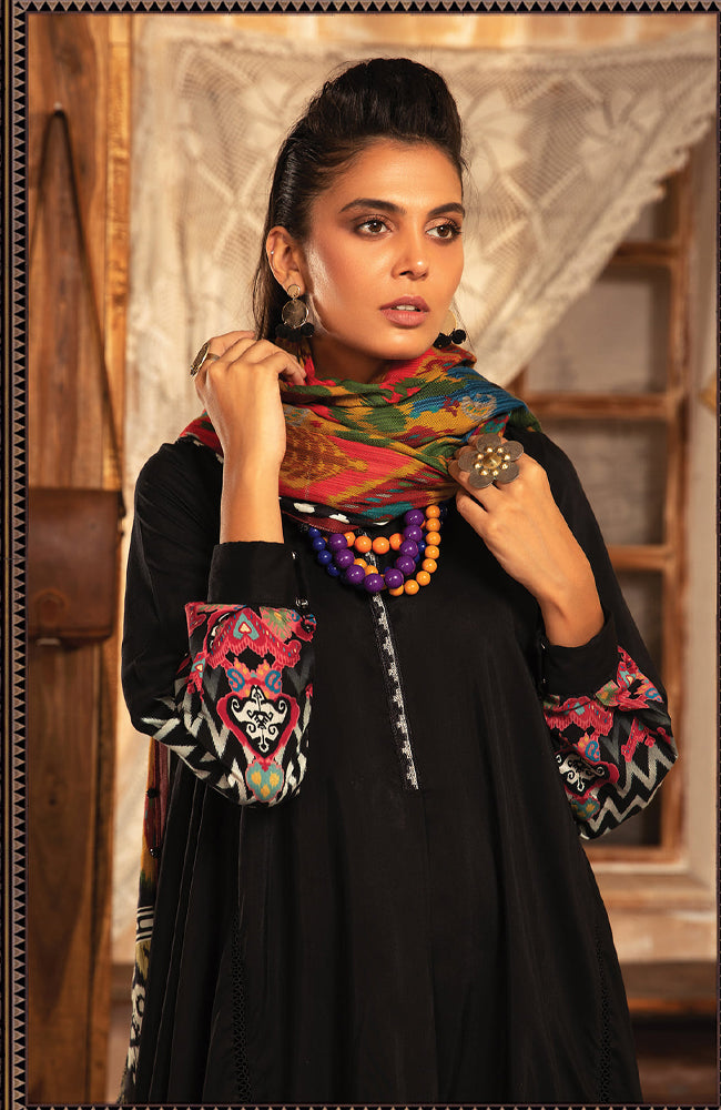 Maria B Winter Shawl D-9B