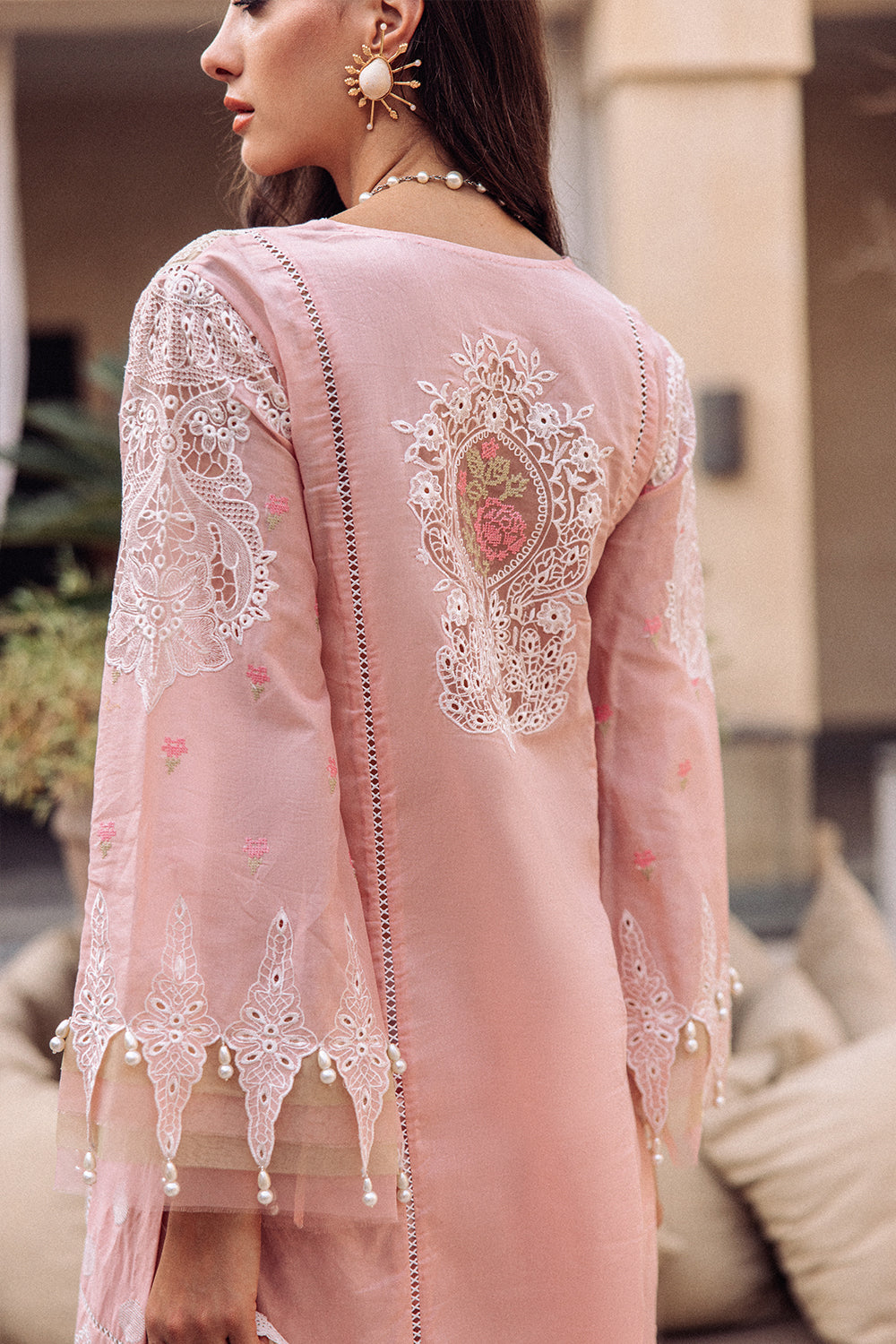 Saira Rizwan Lawn'23 DELILAH SR-02