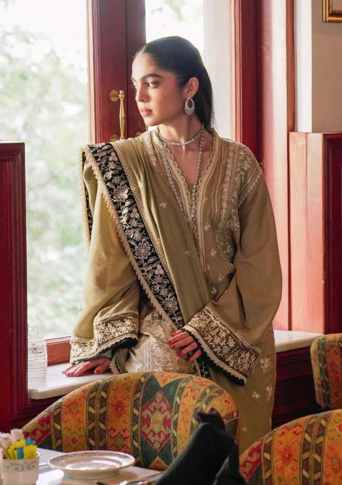 Saira Rizwan Luxury Winter'23 SR-04 LAMISA