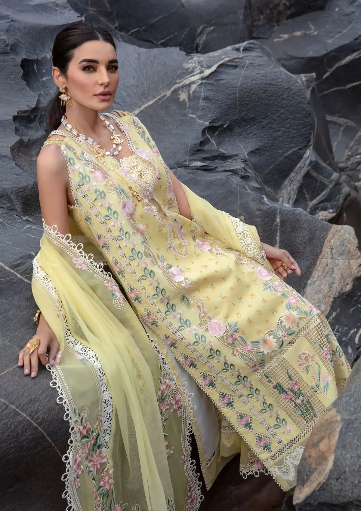 Crimson Luxury Lawn'24 D-05A-Believe In Her-Topaz Yellow