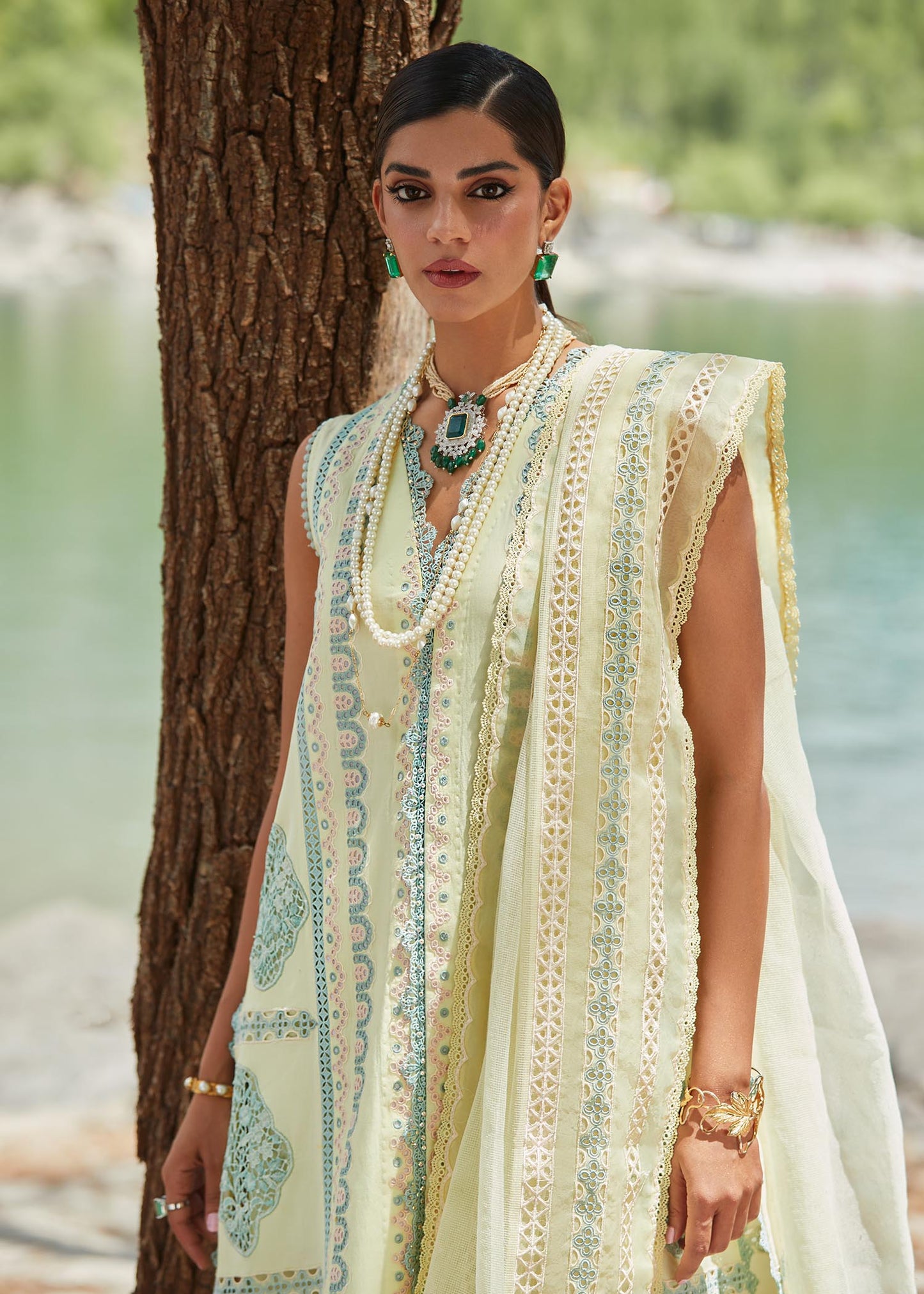 Crimson X Saira Shakira Eid Luxury Lawn'23 Medley of Lace - D7 B