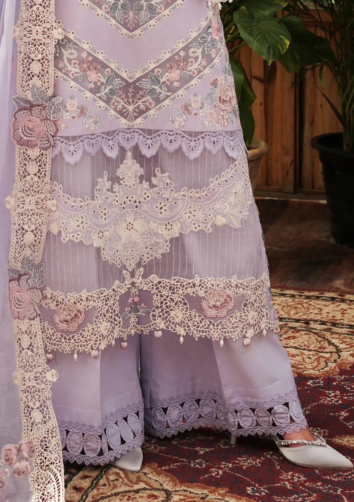 Kahf Luxury Lawn'24 KLE-01B Lilac - Mohsin Saeed Fabrics