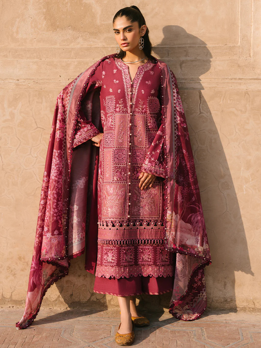 BIN ILYAS GULABI BAAGH  153 B | 3 PC Karandi