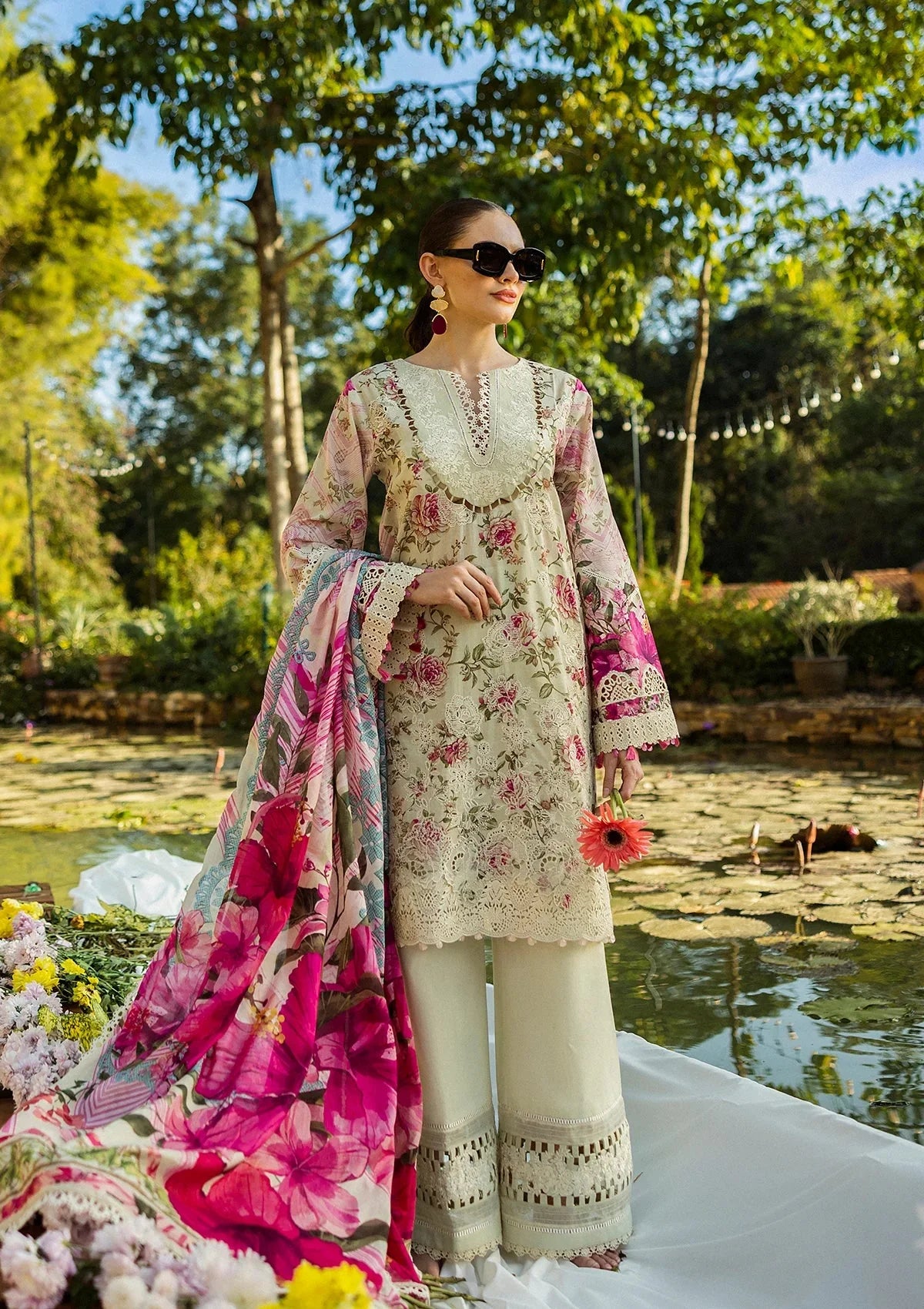 Elaf Chikankari Lawn'25 ELK-06B ROSES & WHITES