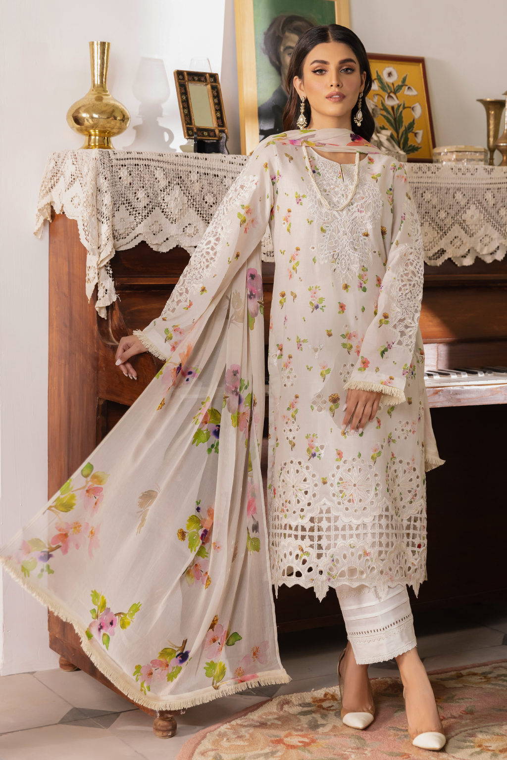 Iznik Dastaan Lawn'23 IDL-01 RAINA