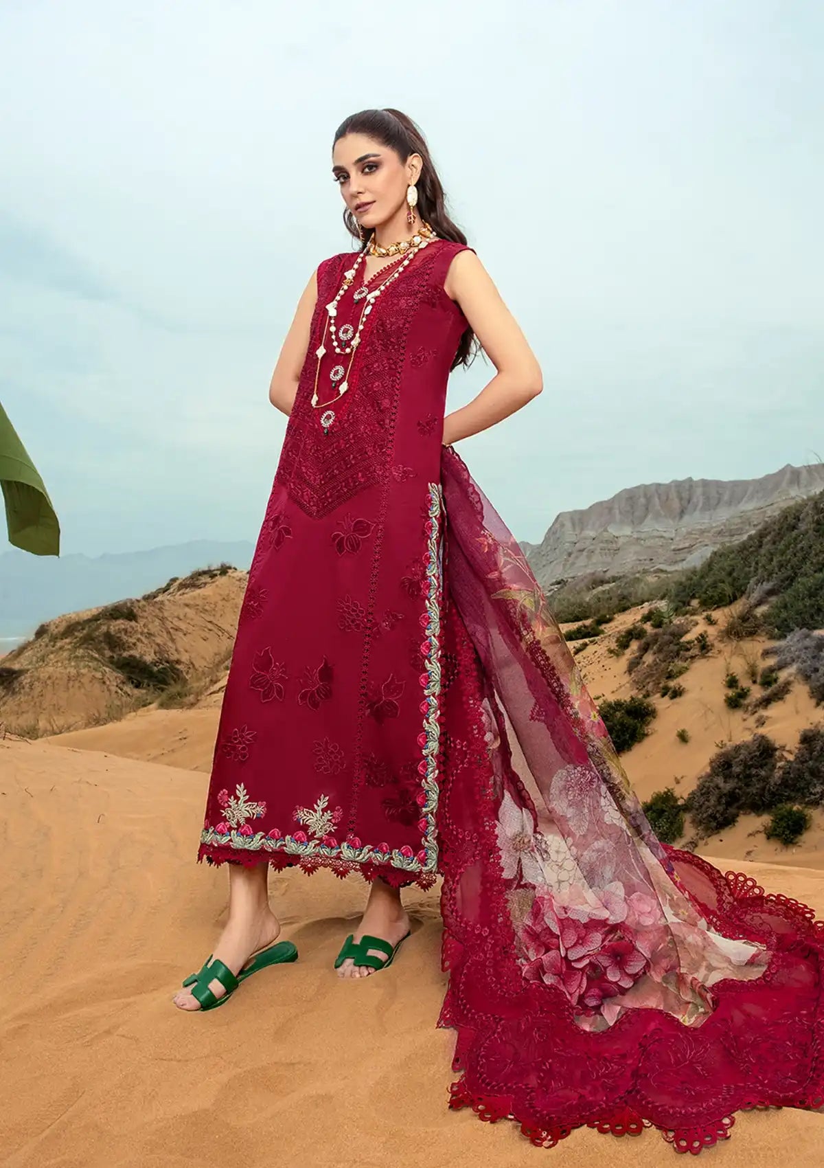 Saira Shakira By Crimson Lawn'24 Lillie de Jong-Cherry 3A - Mohsin Saeed Fabrics