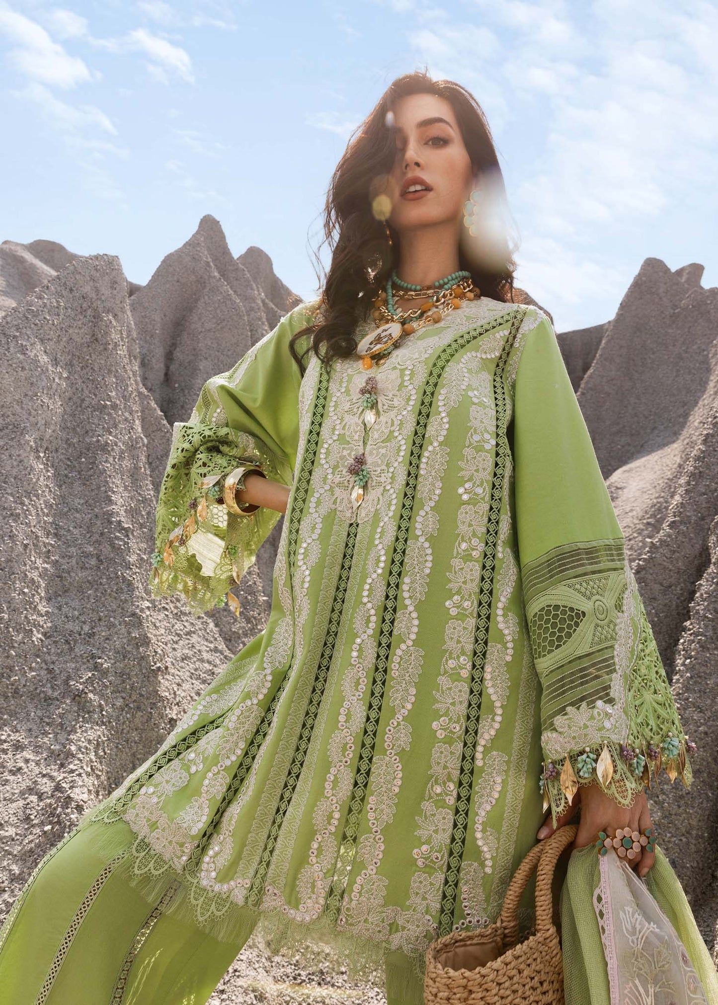 Saira Shakira Luxury Lawn'25 NADINE-B