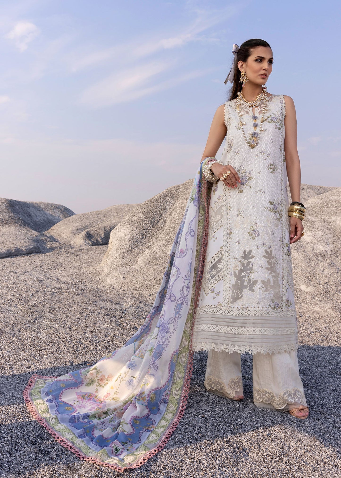 Saira Shakira Luxury Lawn'25 CECIL-B