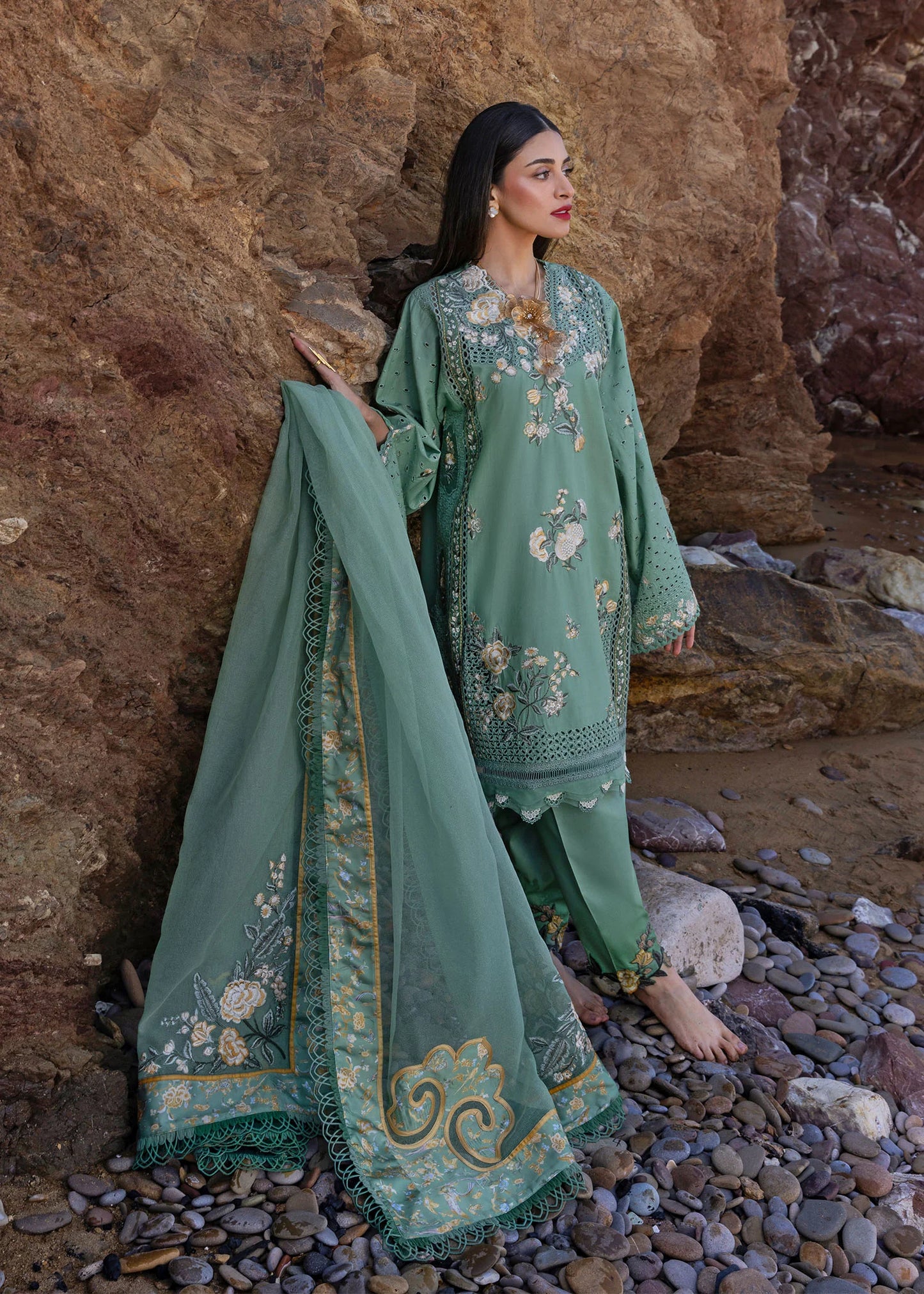 Crimson Flow Lawn'25 Parsi Threads - D5 A