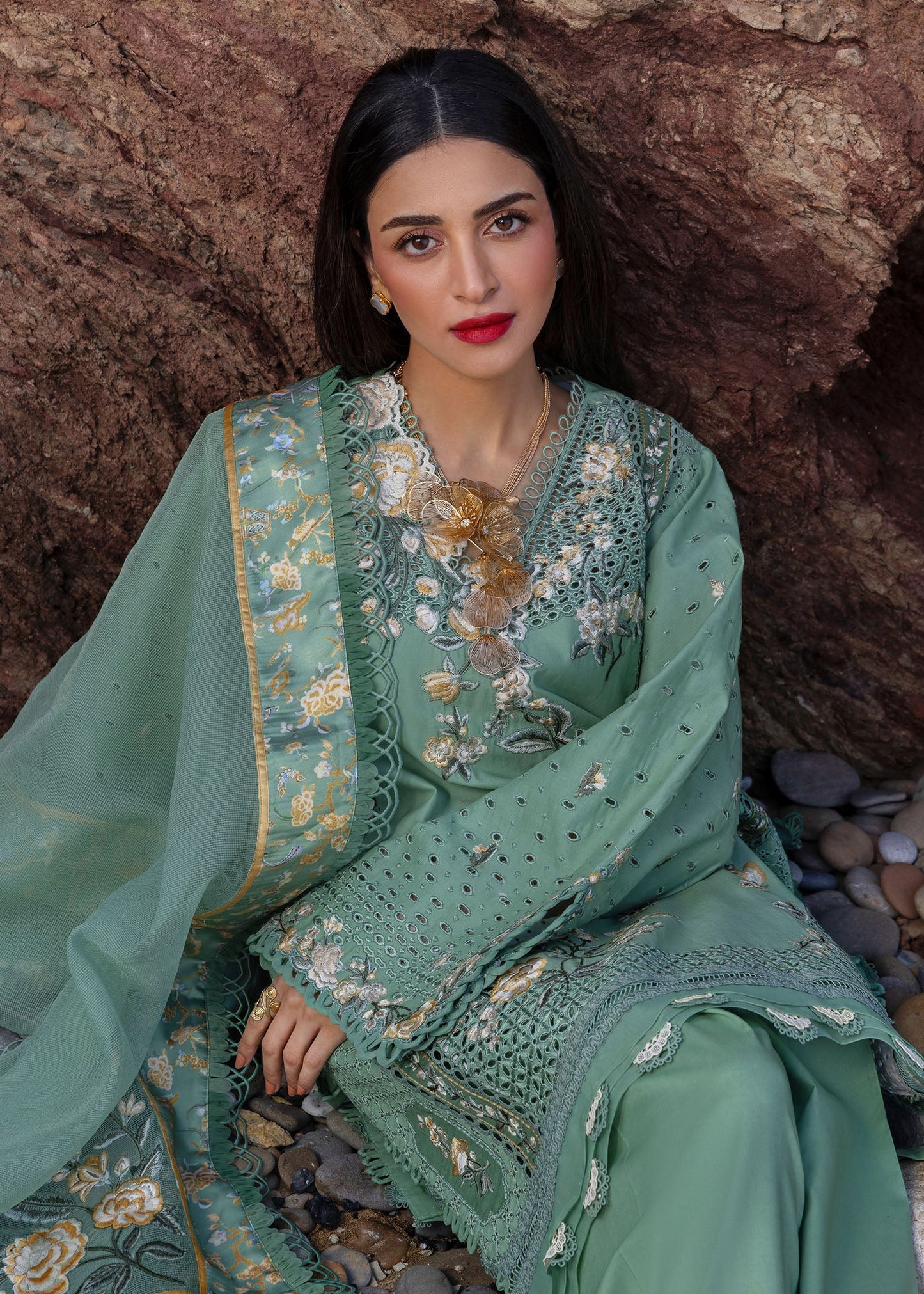 Crimson Flow Lawn'25 Parsi Threads - D5 A