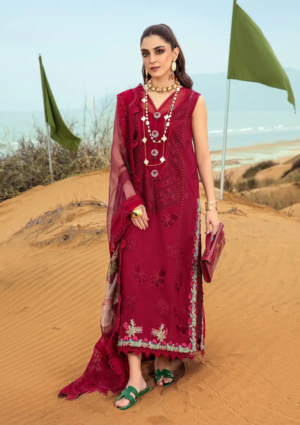 Saira Shakira By Crimson Lawn'24 Lillie de Jong-Cherry 3A - Mohsin Saeed Fabrics