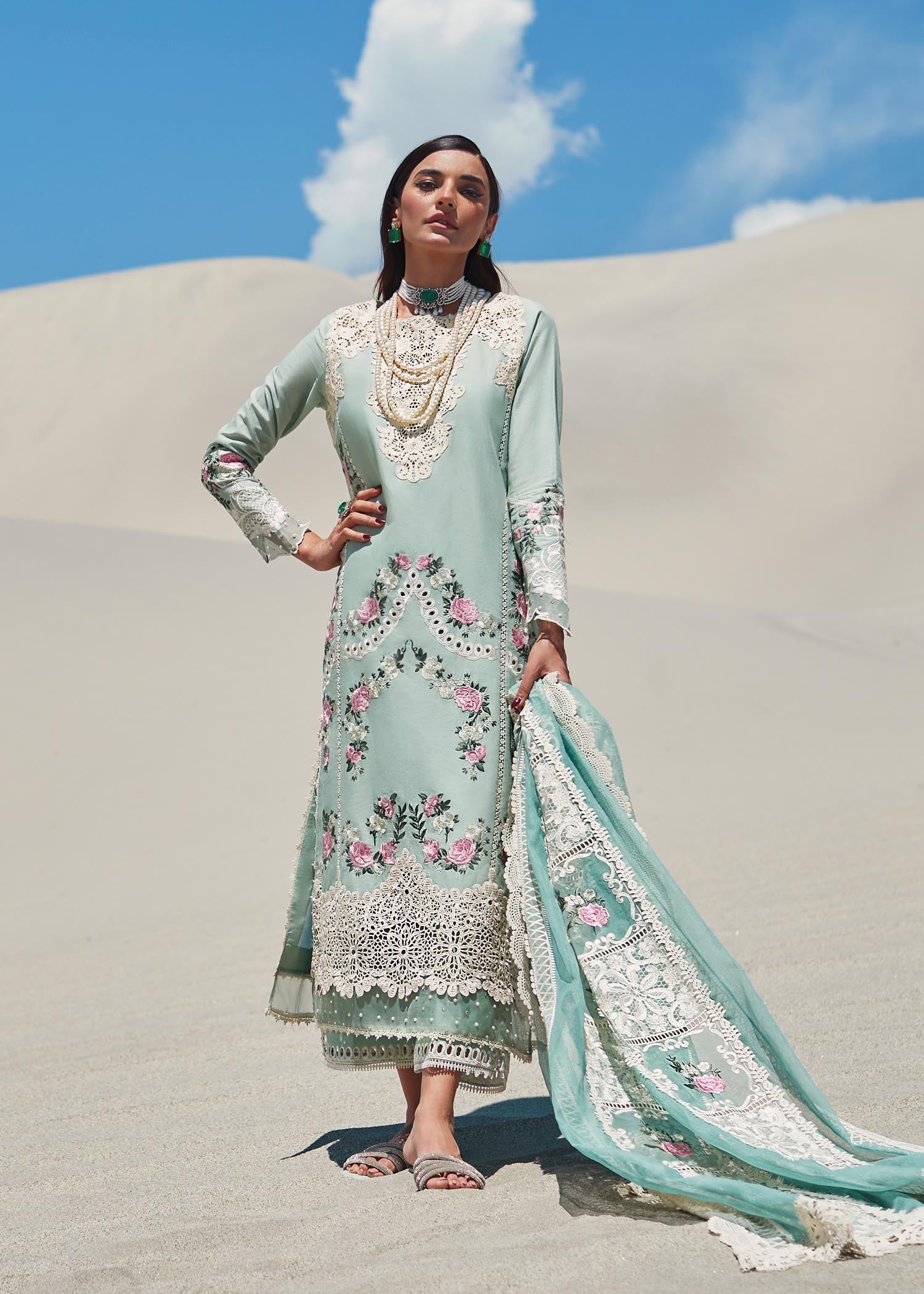 Crimson X Saira Shakira Eid Luxury Lawn'23 Serendipity - D3 B