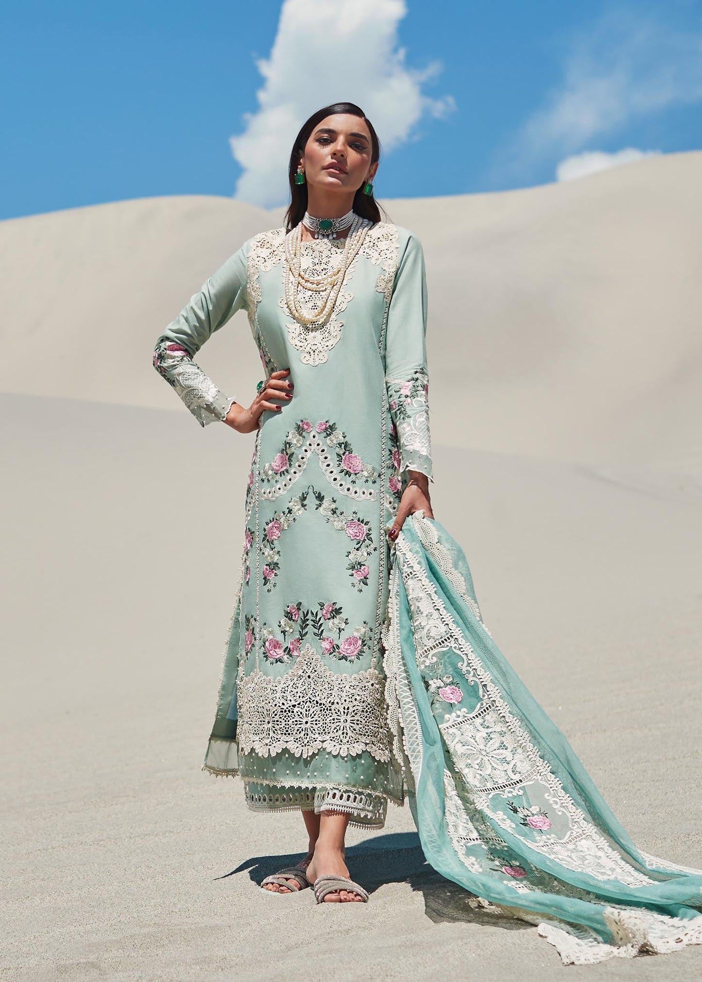 Crimson X Saira Shakira Eid Luxury Lawn'23 Serendipity - D3 B