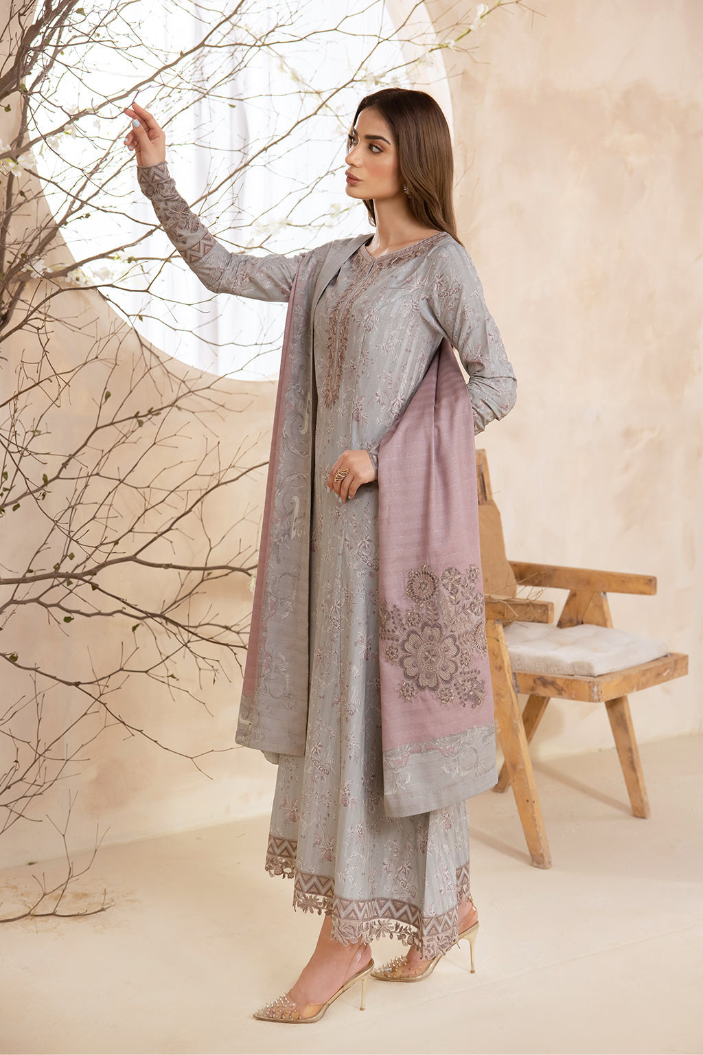 Iznik Winter'23 Unstitched ILW-07 Aurelia