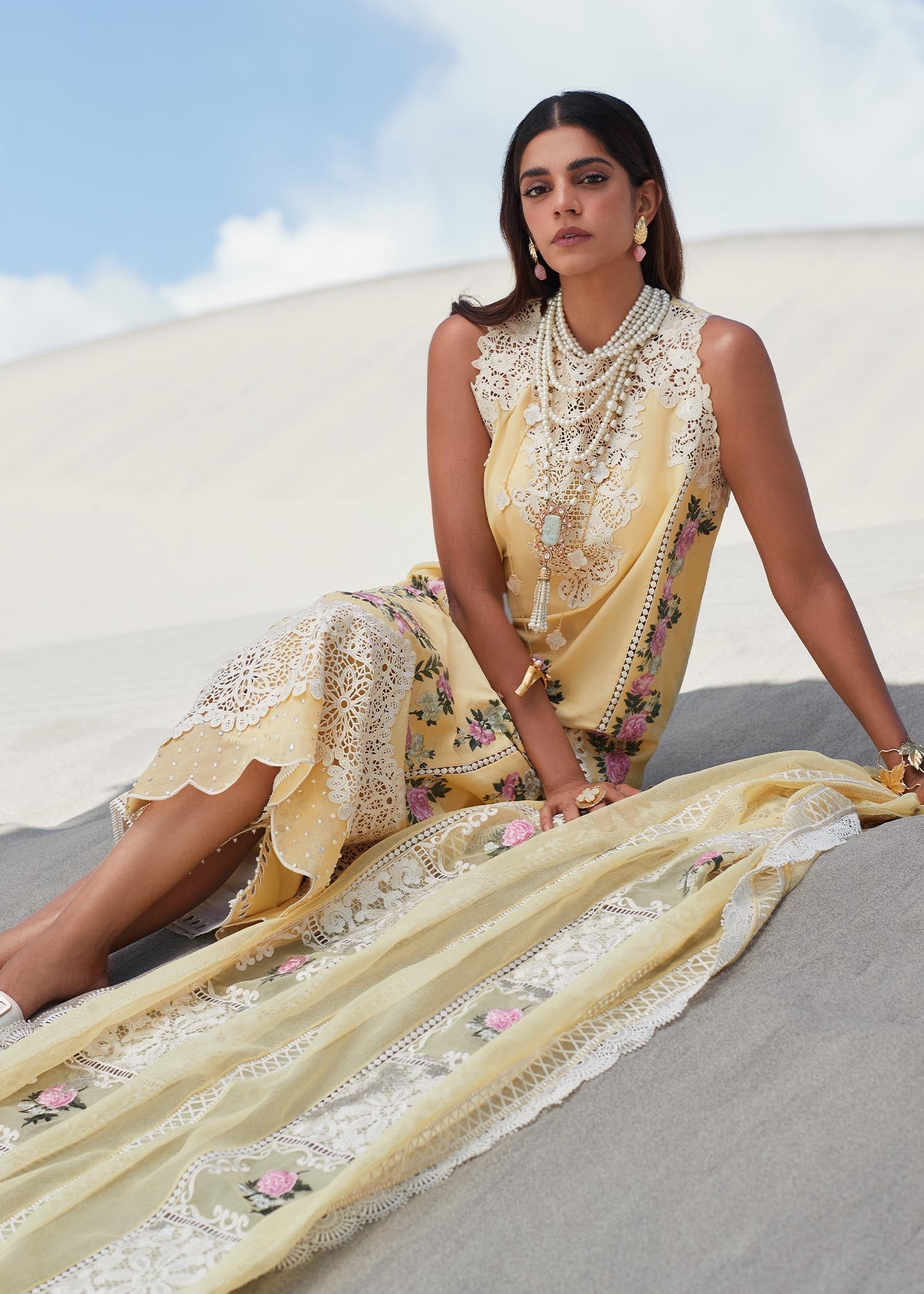 Crimson X Saira Shakira Eid Luxury Lawn'23 Serendipity - D3 A