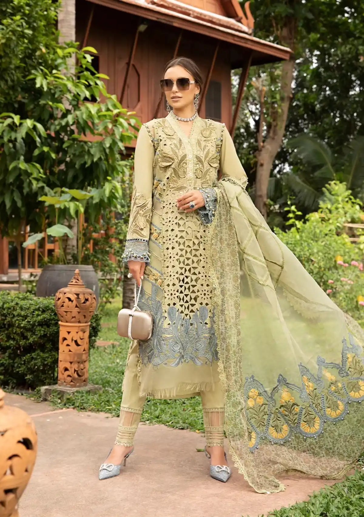 Maria.B Eid Luxury Lawn'24 D-10