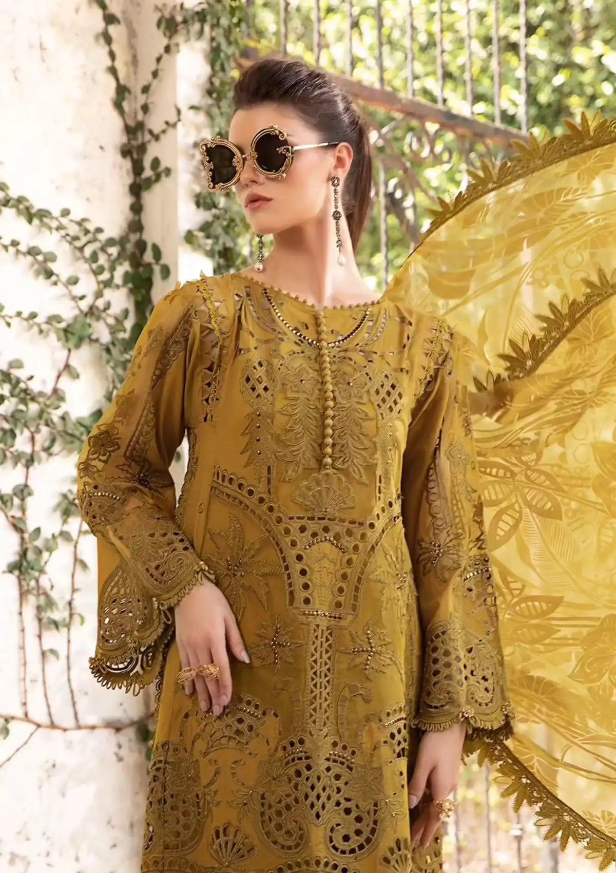 Maria.B Eid Luxury Lawn'24 D-08