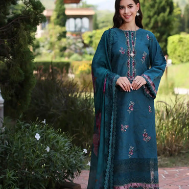 Noor by Saadia Asad Eid Luxe Printkari'24 D-09