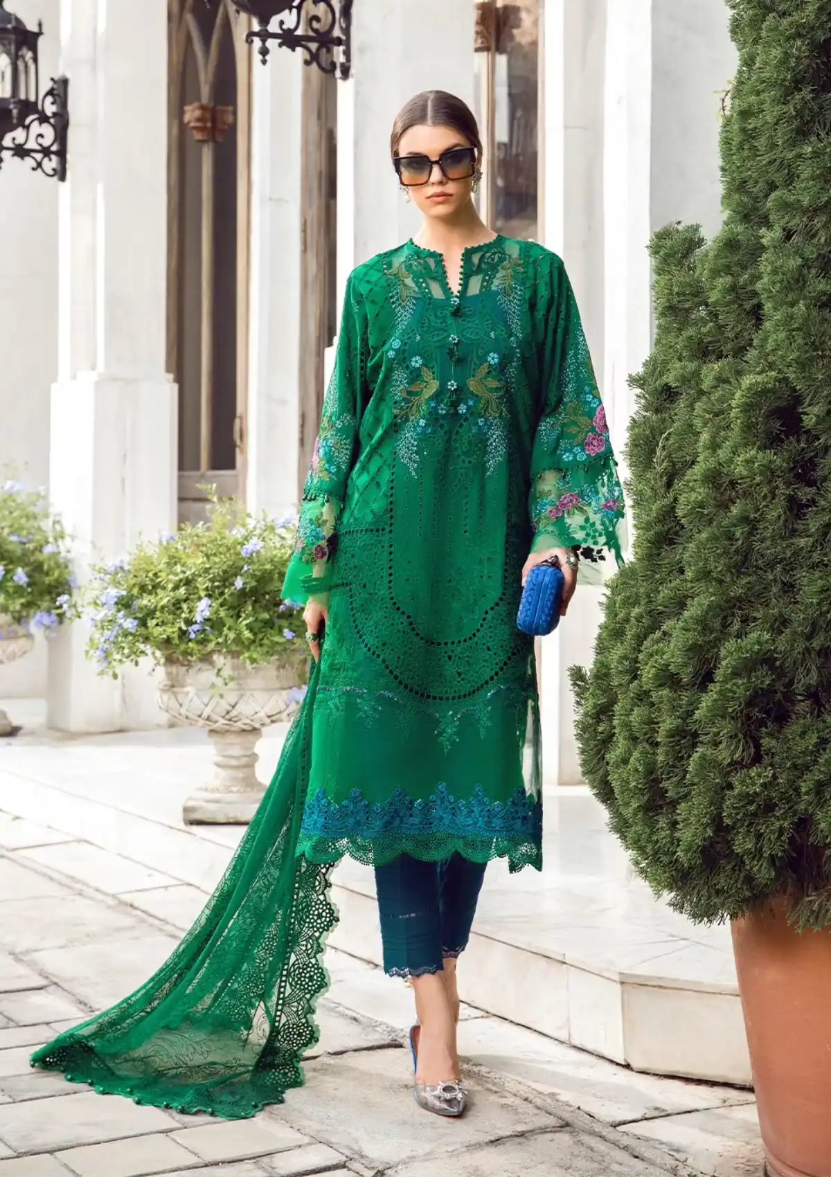 Maria.B Eid Luxury Lawn'24 D-02