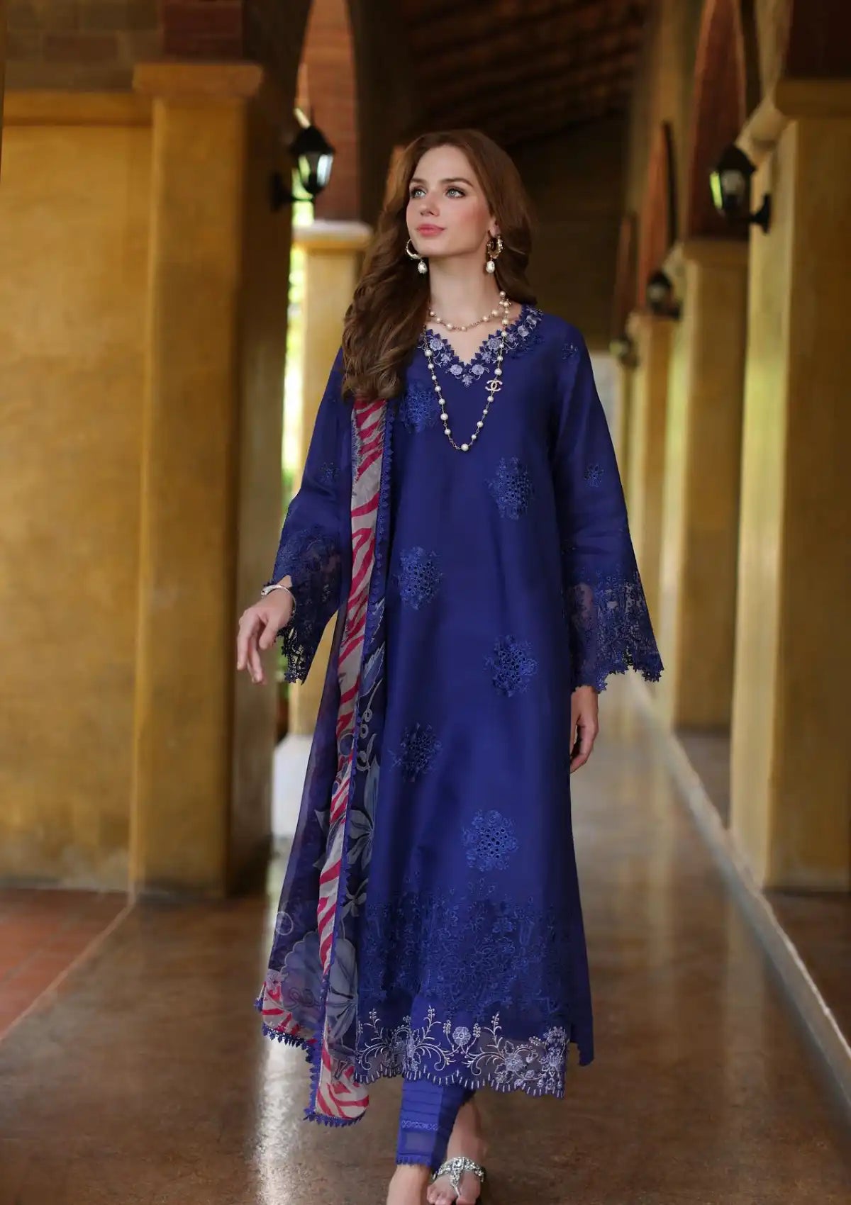 Noor by Saadia Asad Eid Luxe Printkari'24 D-12