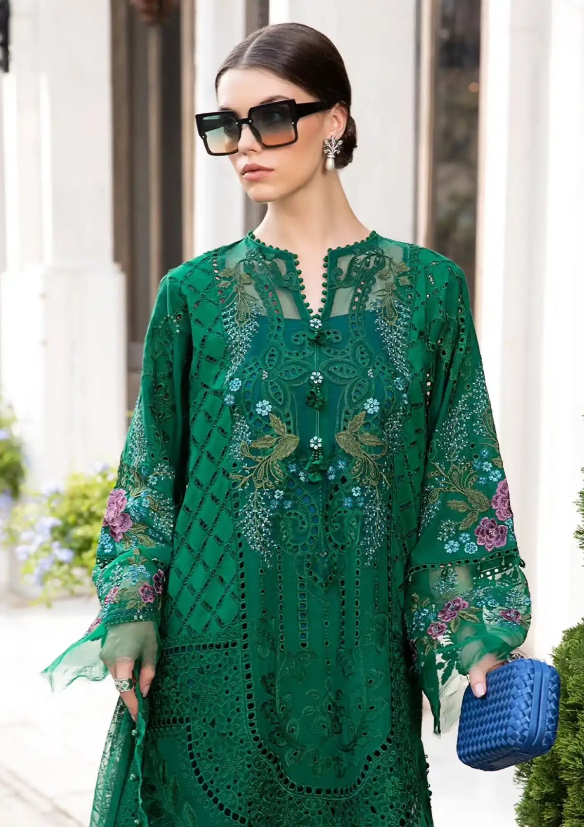 Maria.B Eid Luxury Lawn'24 D-02