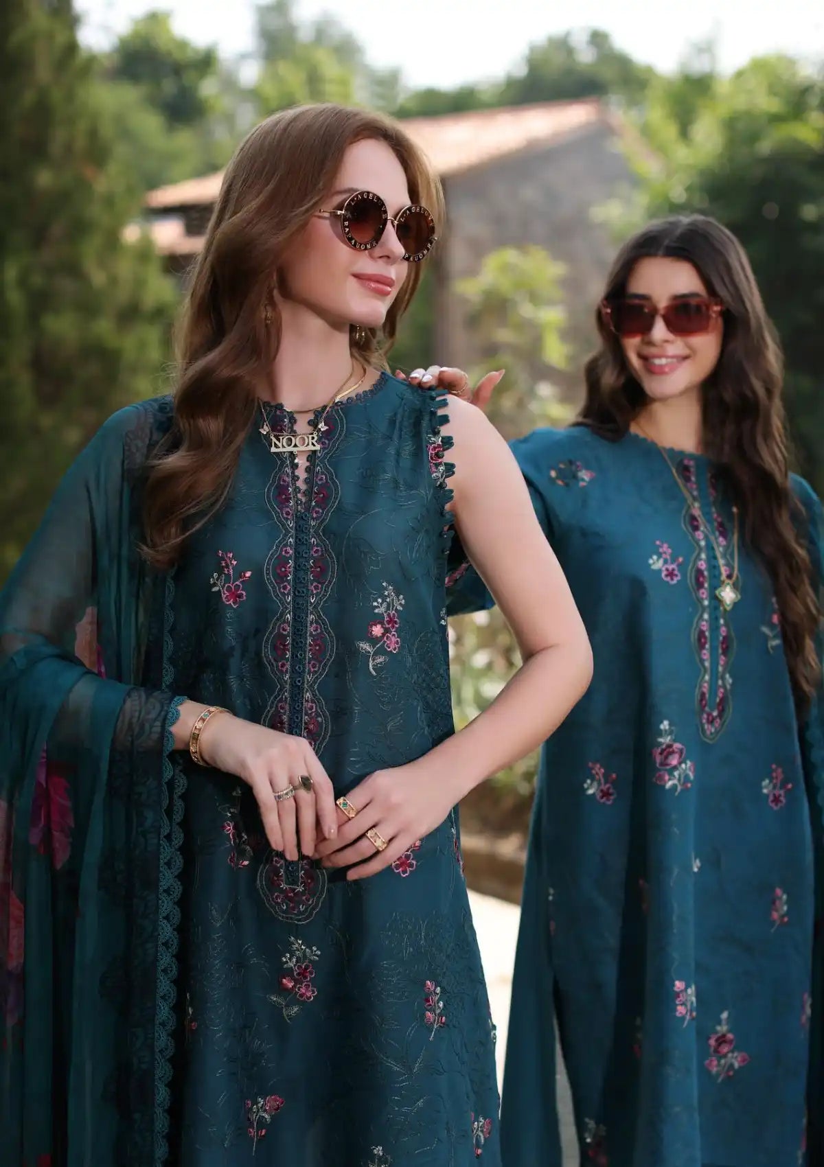 Noor by Saadia Asad Eid Luxe Printkari'24 D-09