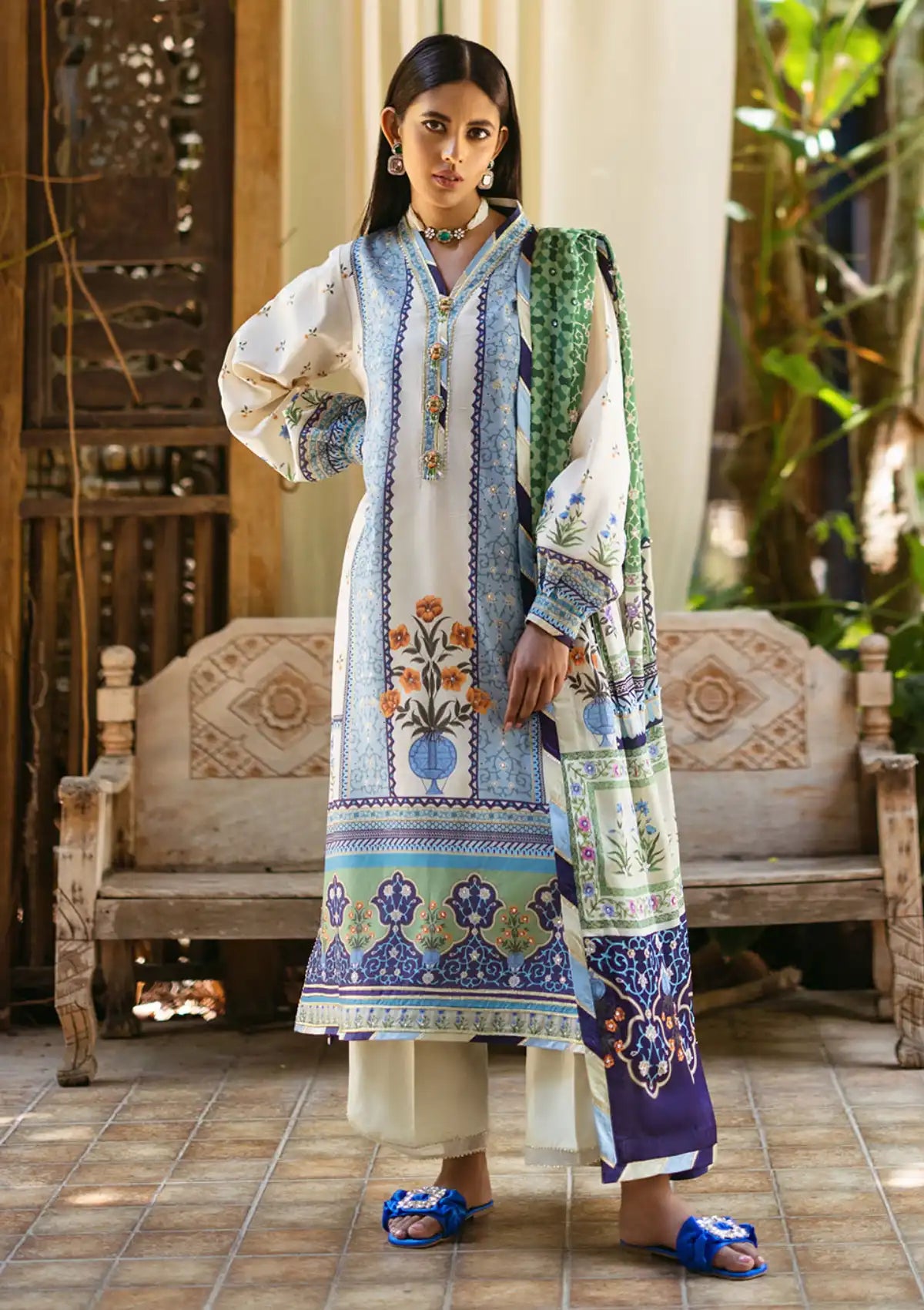 Mushq Nirvana Silk Edit'24 D-05 AZURE