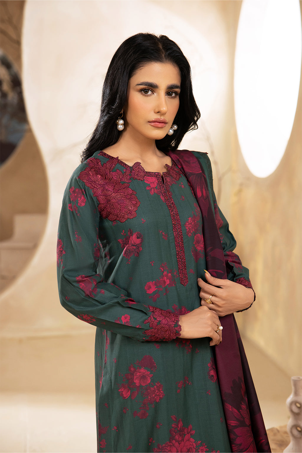 Iznik Winter'23 Unstitched ILW-08 Carina