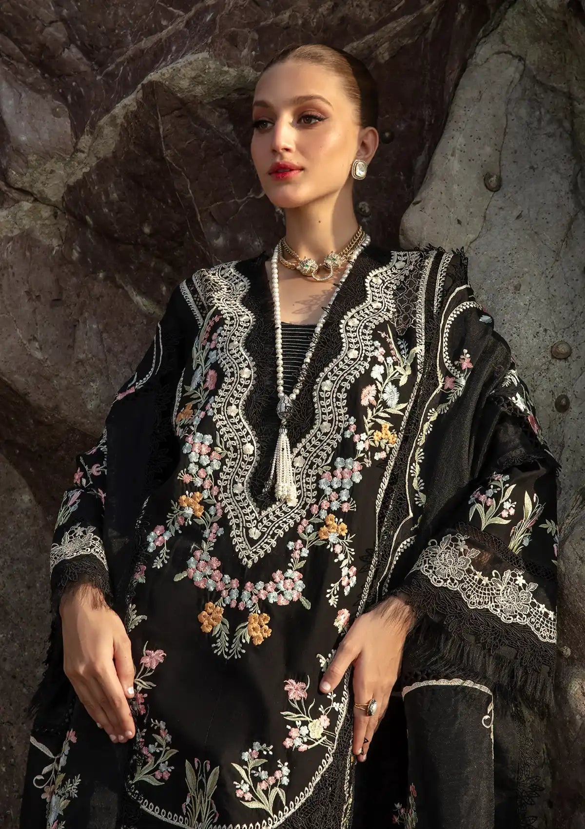 Saira Shakira By Crimson Lawn'24 Lolita-Onyx 1A - Mohsin Saeed Fabrics