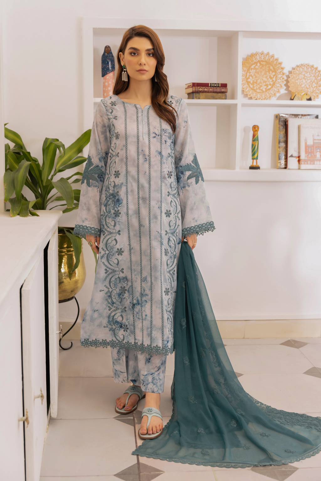 Iznik Dastaan Lawn'23 IDL-07 FURAT