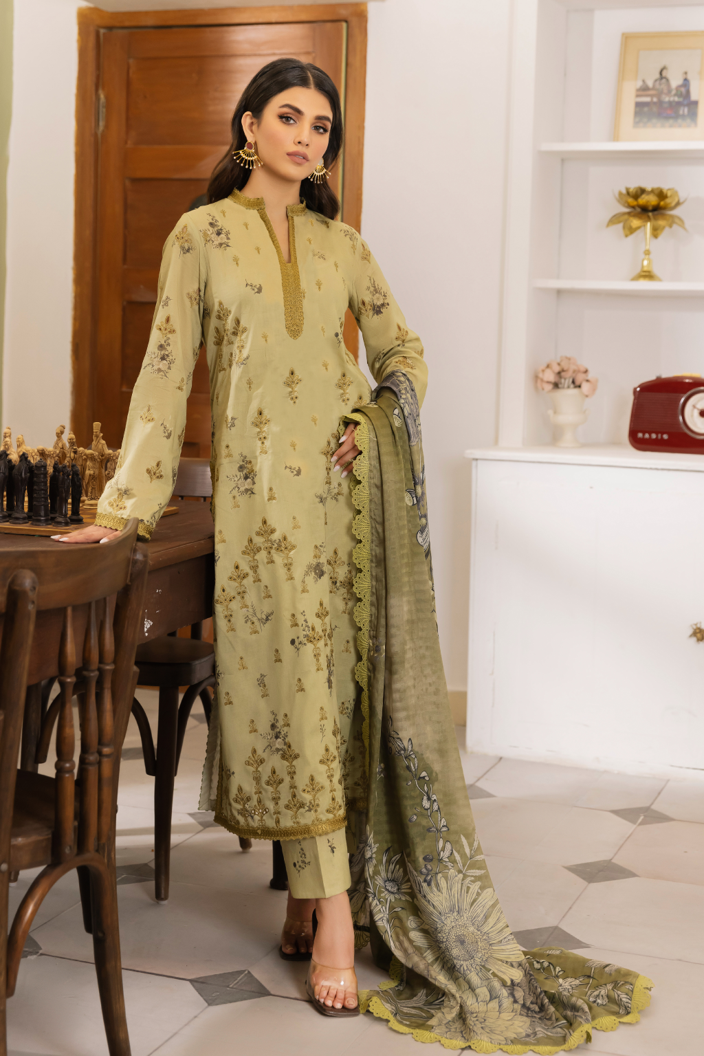 Iznik Dastaan Lawn'23 IDL-05 RAYA