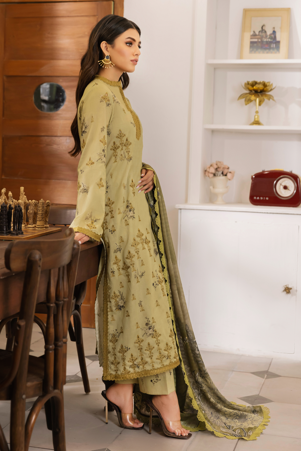 Iznik Dastaan Lawn'23 IDL-05 RAYA