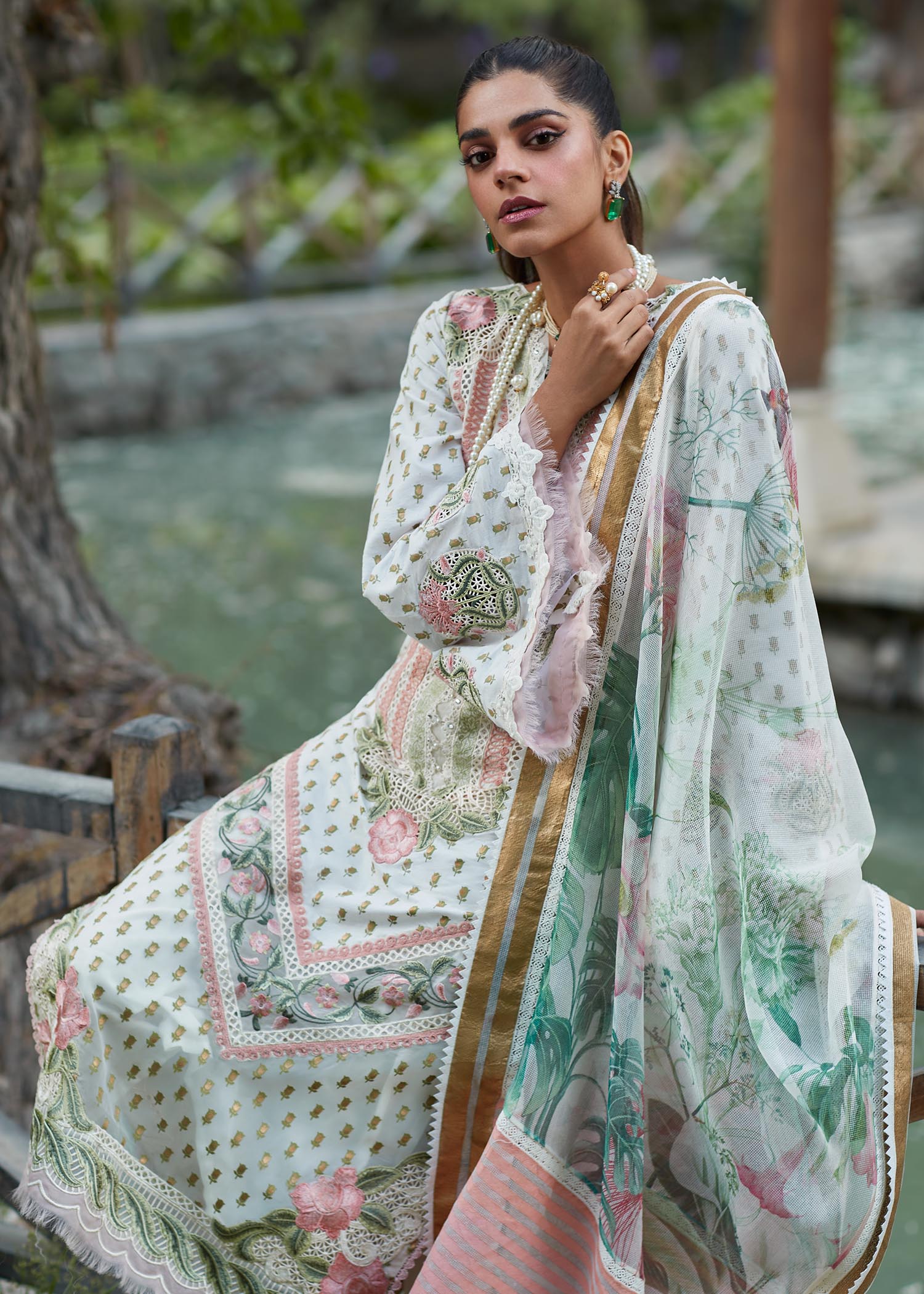 Crimson X Saira Shakira Eid Luxury Lawn'23 Shigar - D5 A