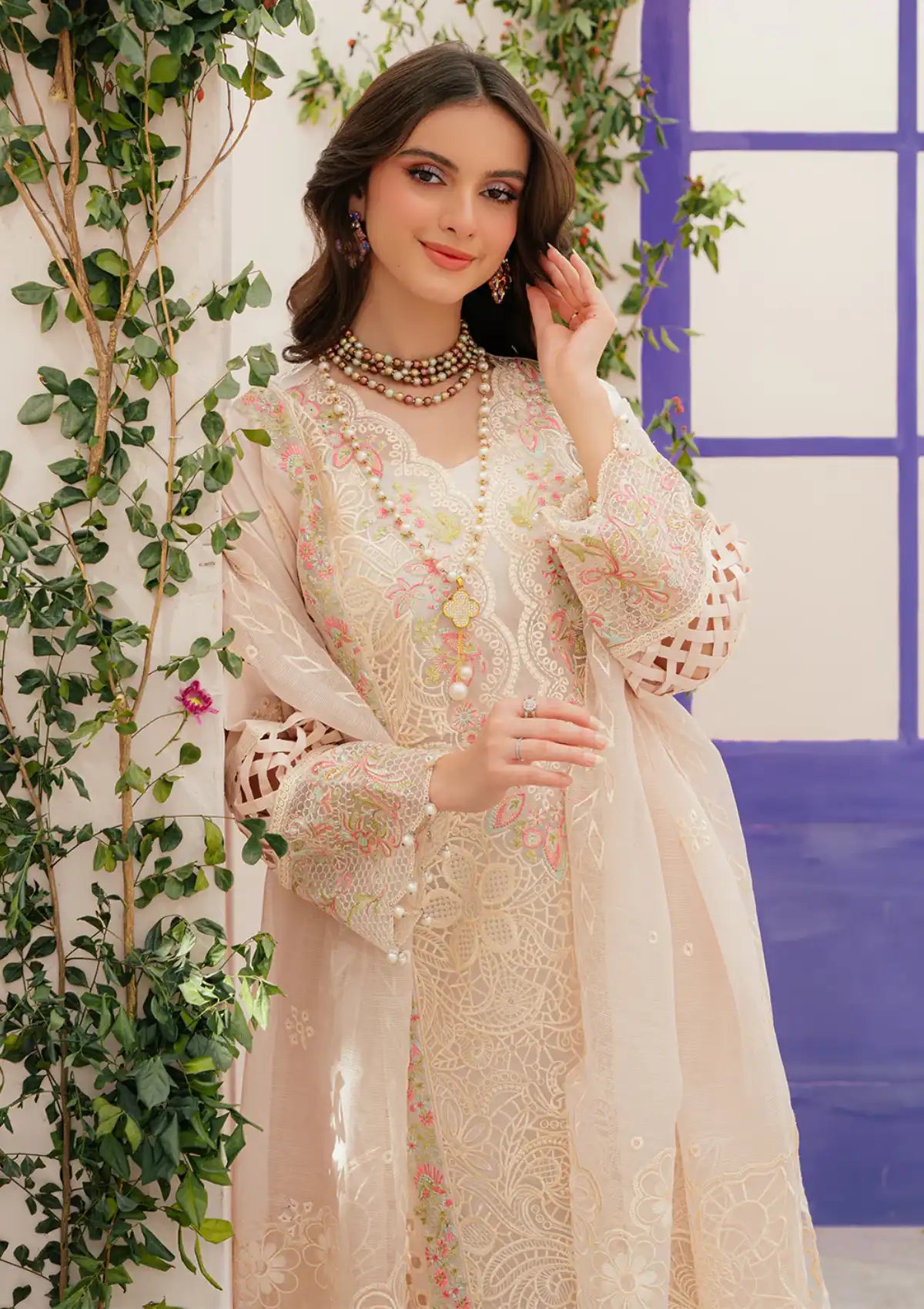 Mahnur Allenura Luxury Lawn'24 ALLORA - Mohsin Saeed Fabrics