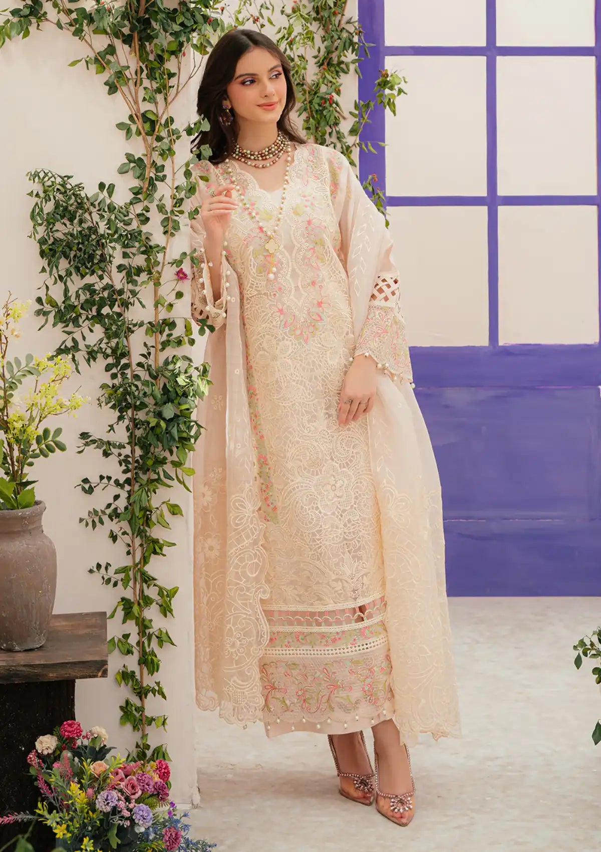 Mahnur Allenura Luxury Lawn'24 ALLORA - Mohsin Saeed Fabrics