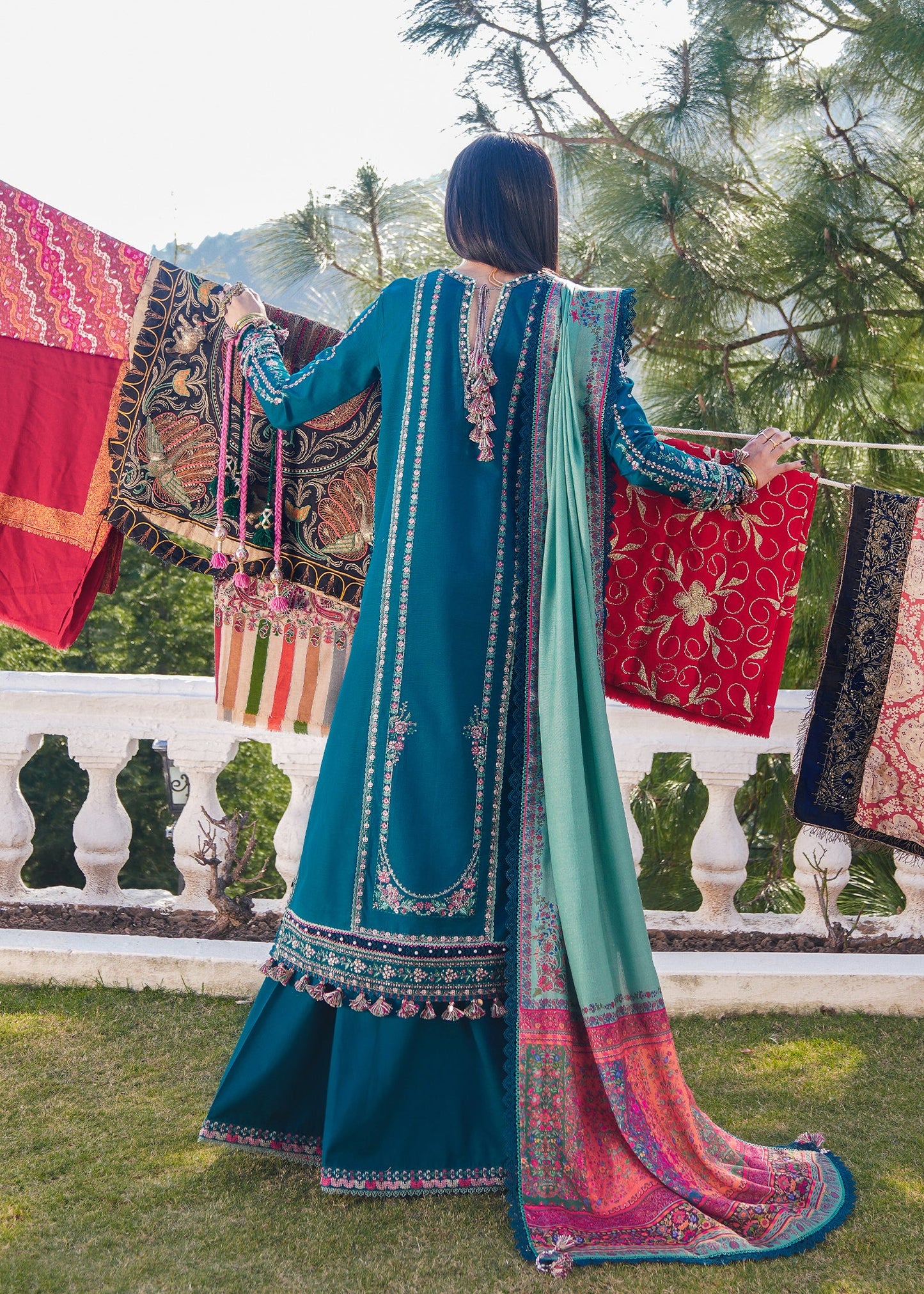 Hussain Rehar Winter Shawl'25 JAMIL